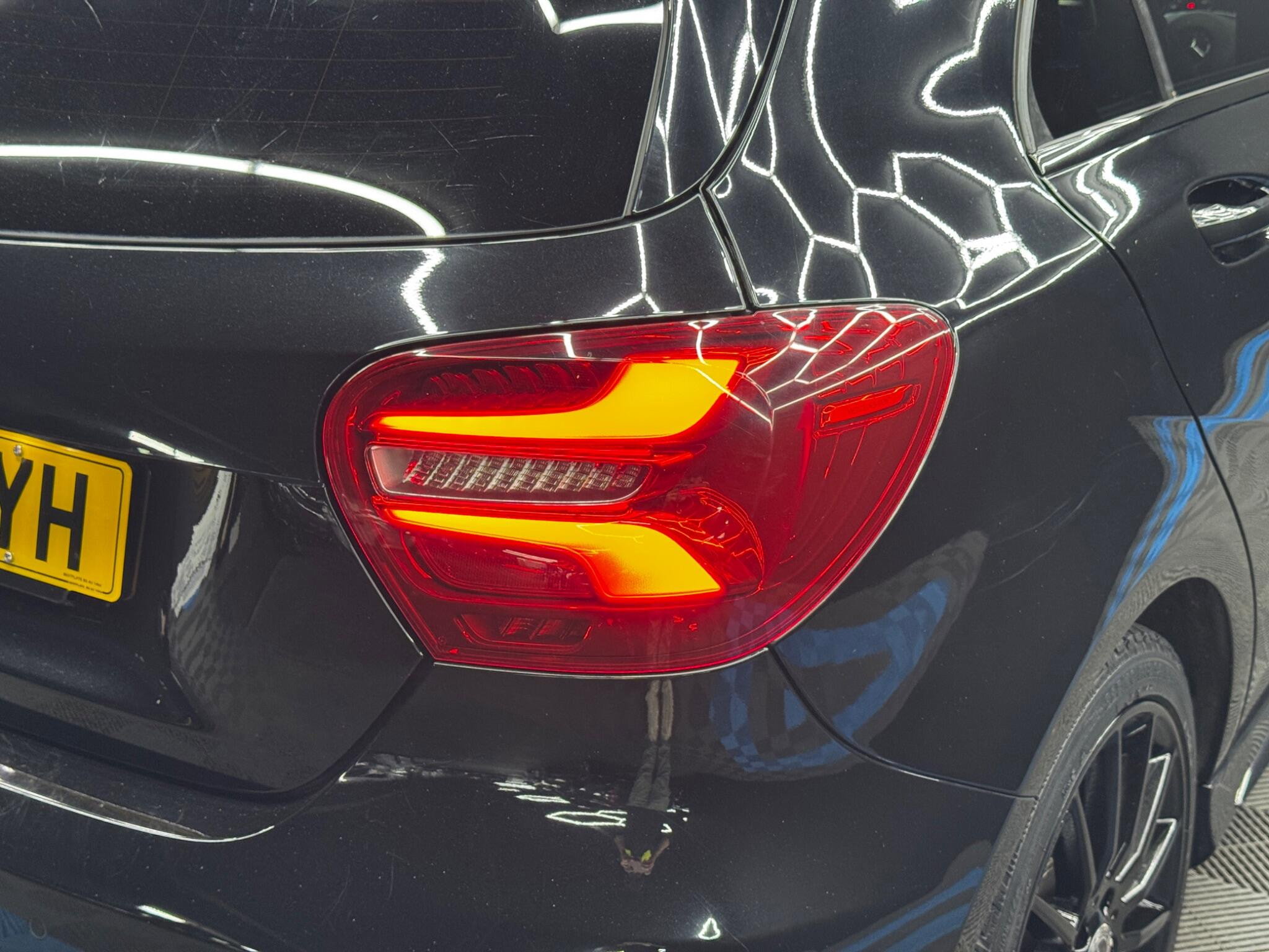 Mercedes-Benz A Class 2.1 A200d AMG Line (Premium) 7G-DCT Euro 6 (s/s) 5dr 5dr Automatic 2026