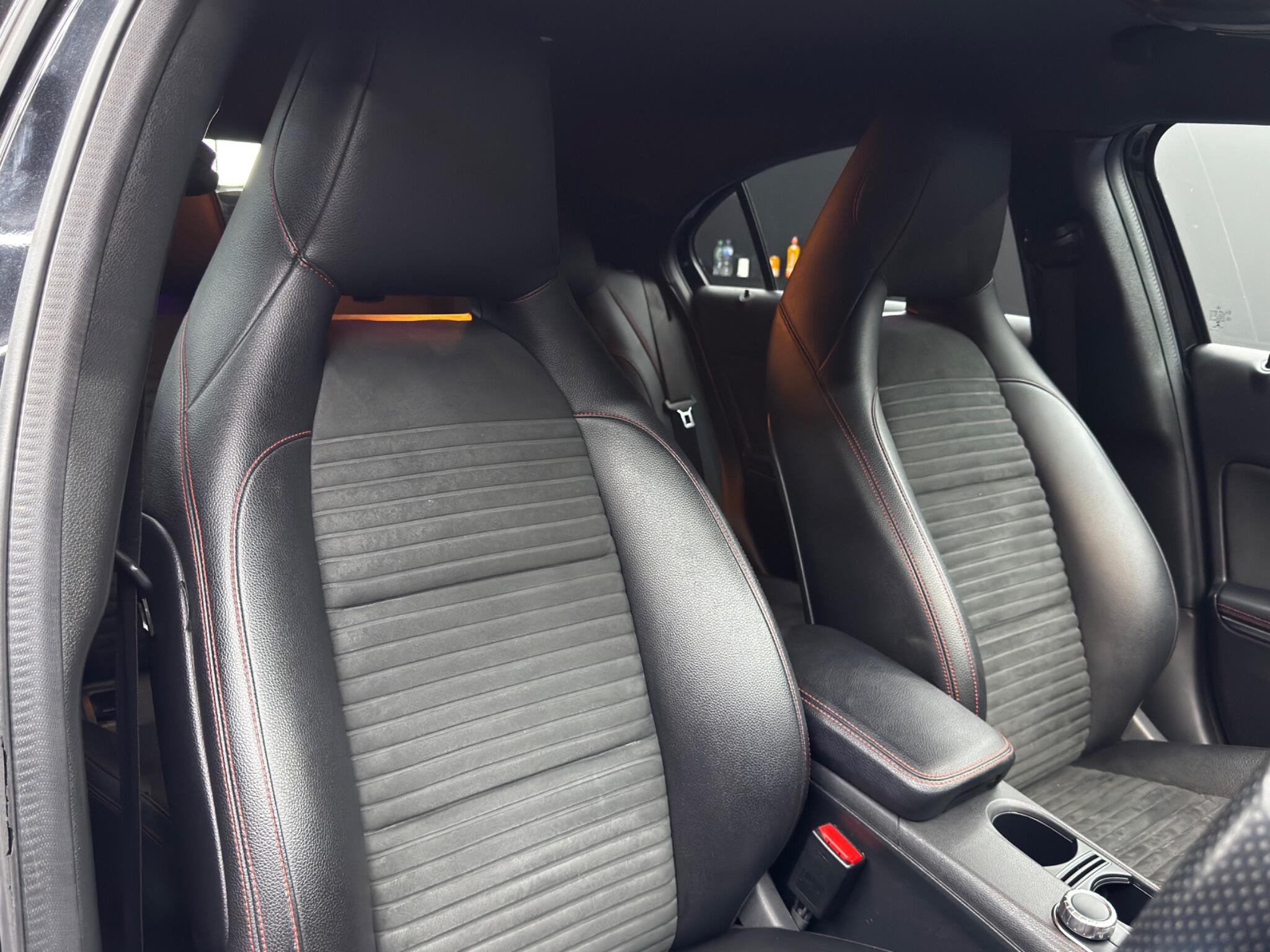 Mercedes-Benz A Class 2.1 A200d AMG Line (Premium) 7G-DCT Euro 6 (s/s) 5dr 5dr Automatic 2026