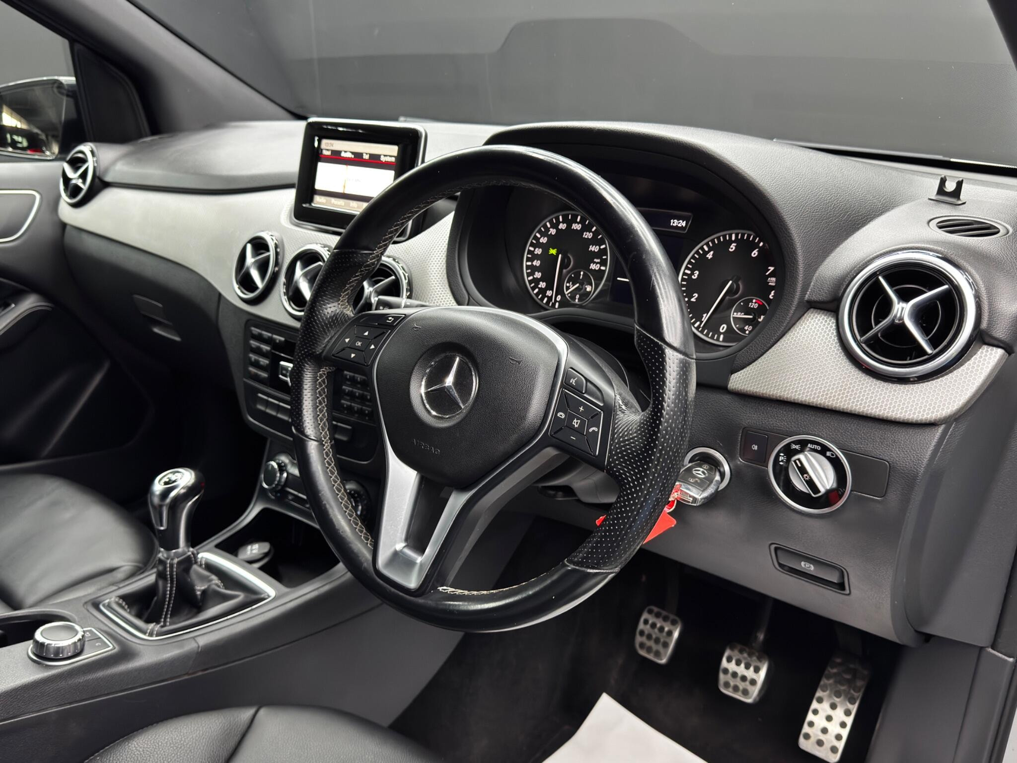 Mercedes-Benz B Class 1.6 B180 BlueEfficiency Sport Euro 5 (s/s) 5dr 5dr Manual 2026