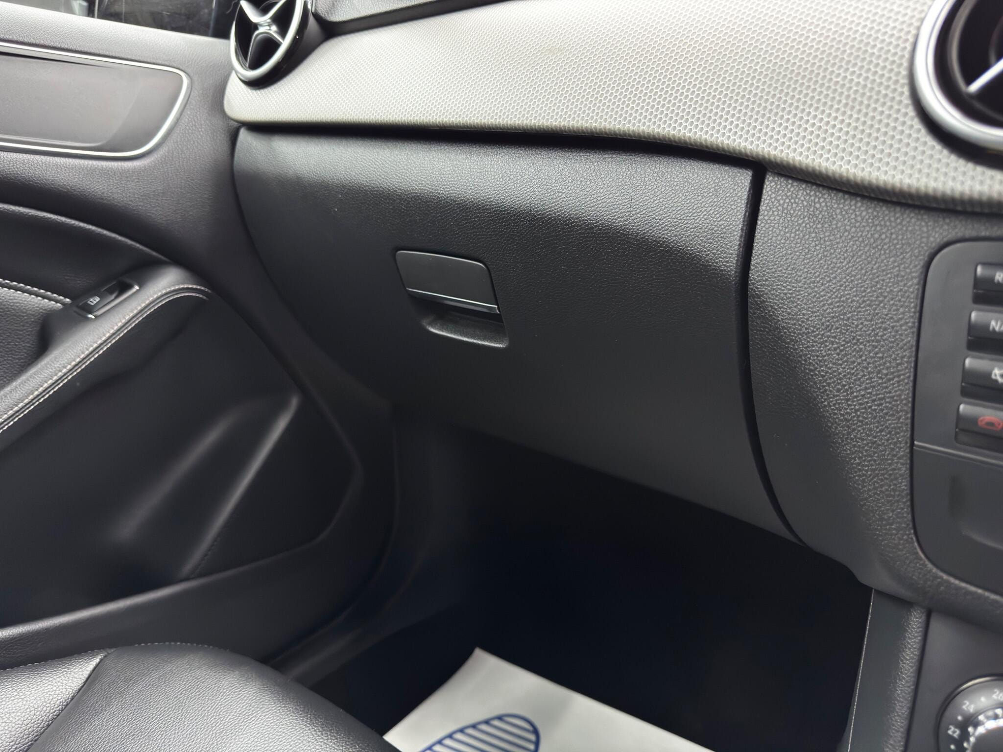 Mercedes-Benz B Class 1.6 B180 BlueEfficiency Sport Euro 5 (s/s) 5dr 5dr Manual 2026