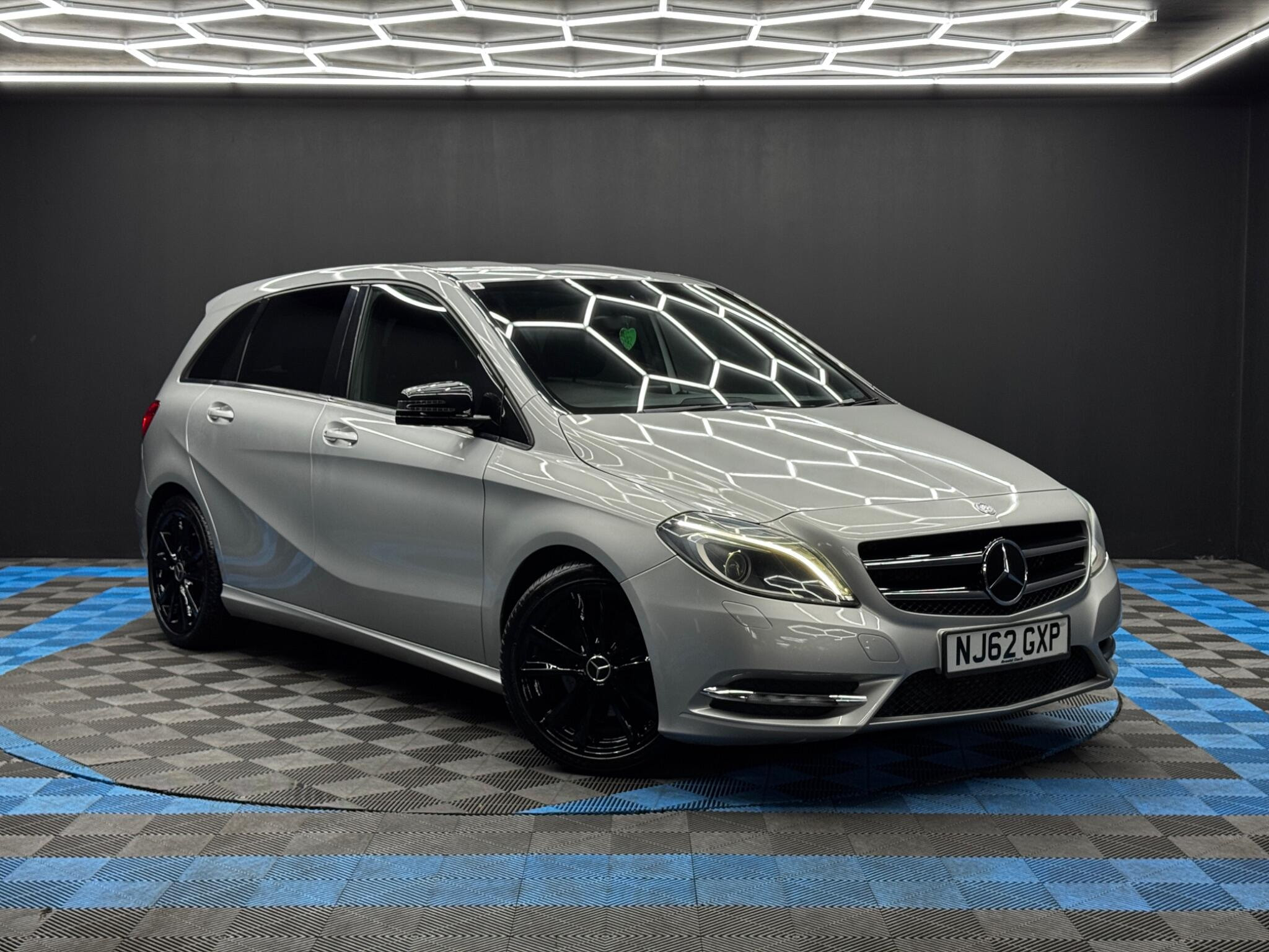 Mercedes-Benz B Class 1.6 B180 BlueEfficiency Sport Euro 5 (s/s) 5dr 5dr Manual 2026