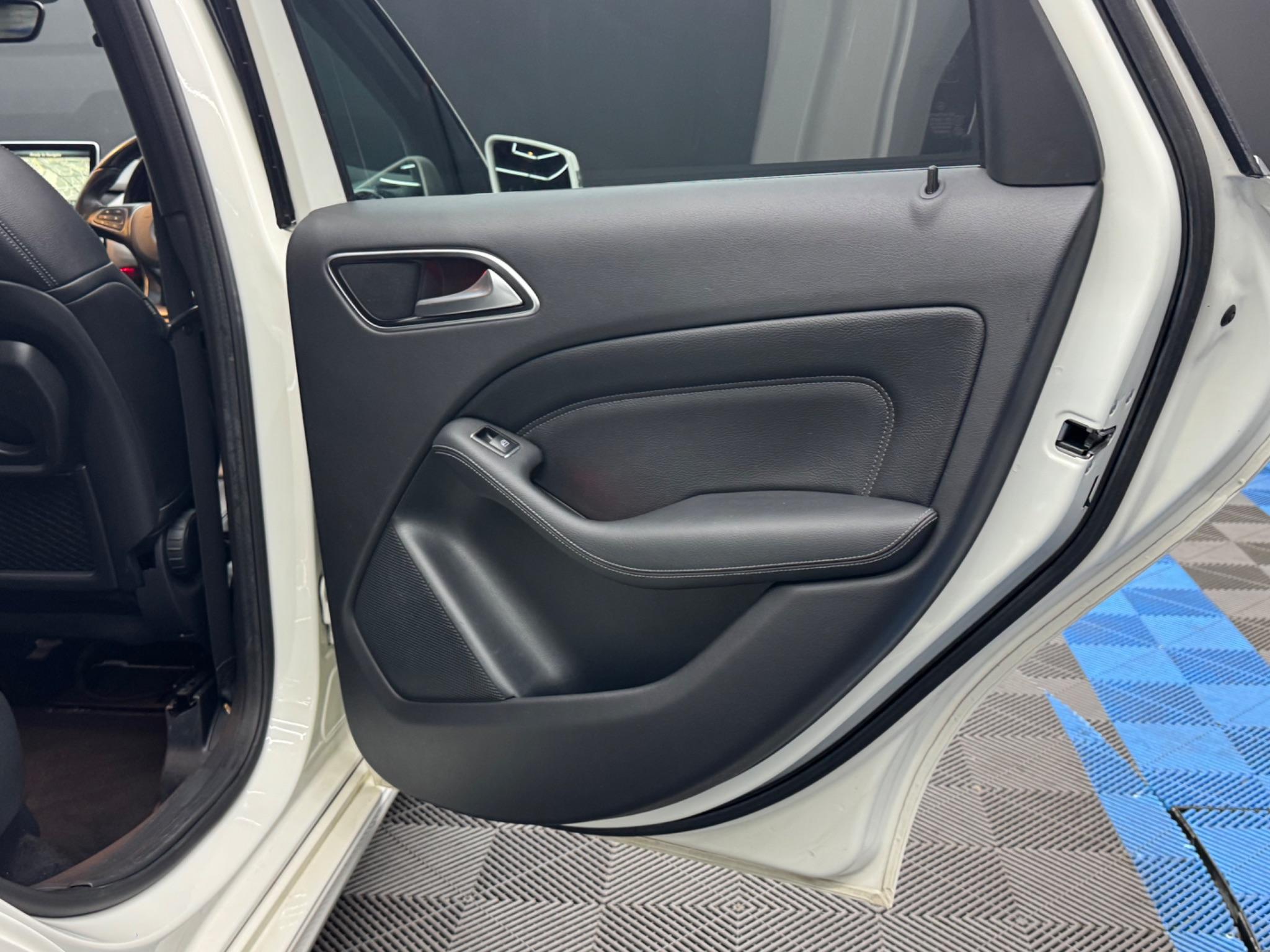 Mercedes-Benz B Class 1.6 B200 Sport (Premium) Euro 6 (s/s) 5dr 5dr Manual 2026