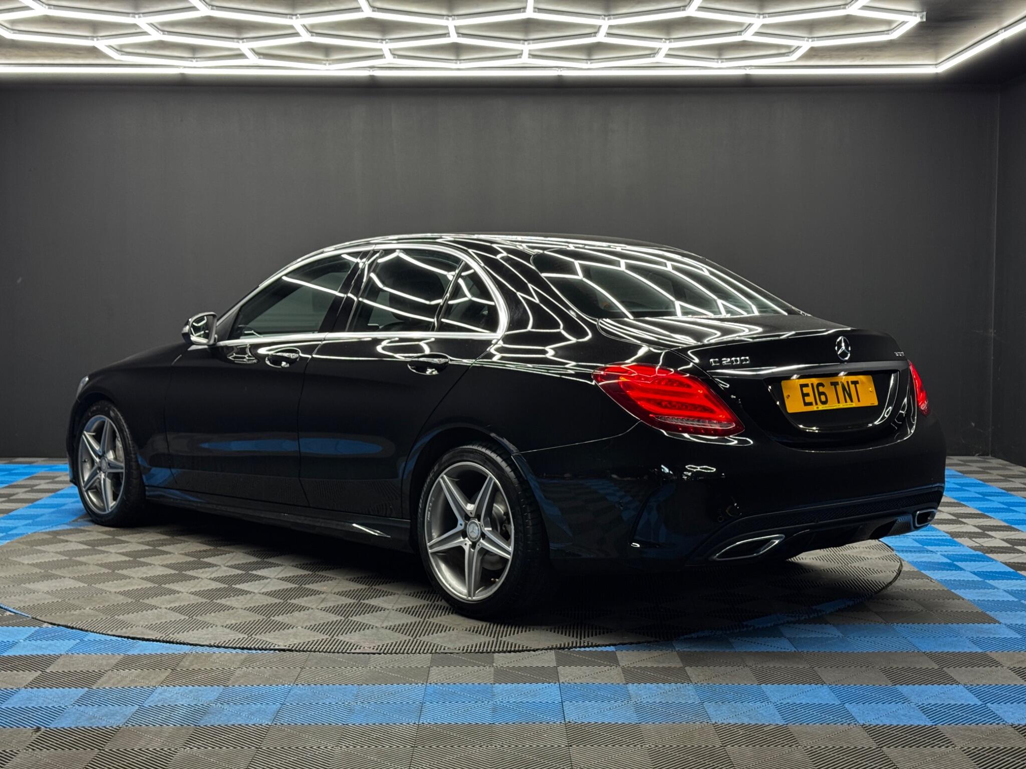 Mercedes-Benz C Class 1.6 C200d AMG Line (Premium) Saloon 4dr Diesel G-Tronic+ Euro 6 (s/s) (136 ps) 4dr Automatic 2026