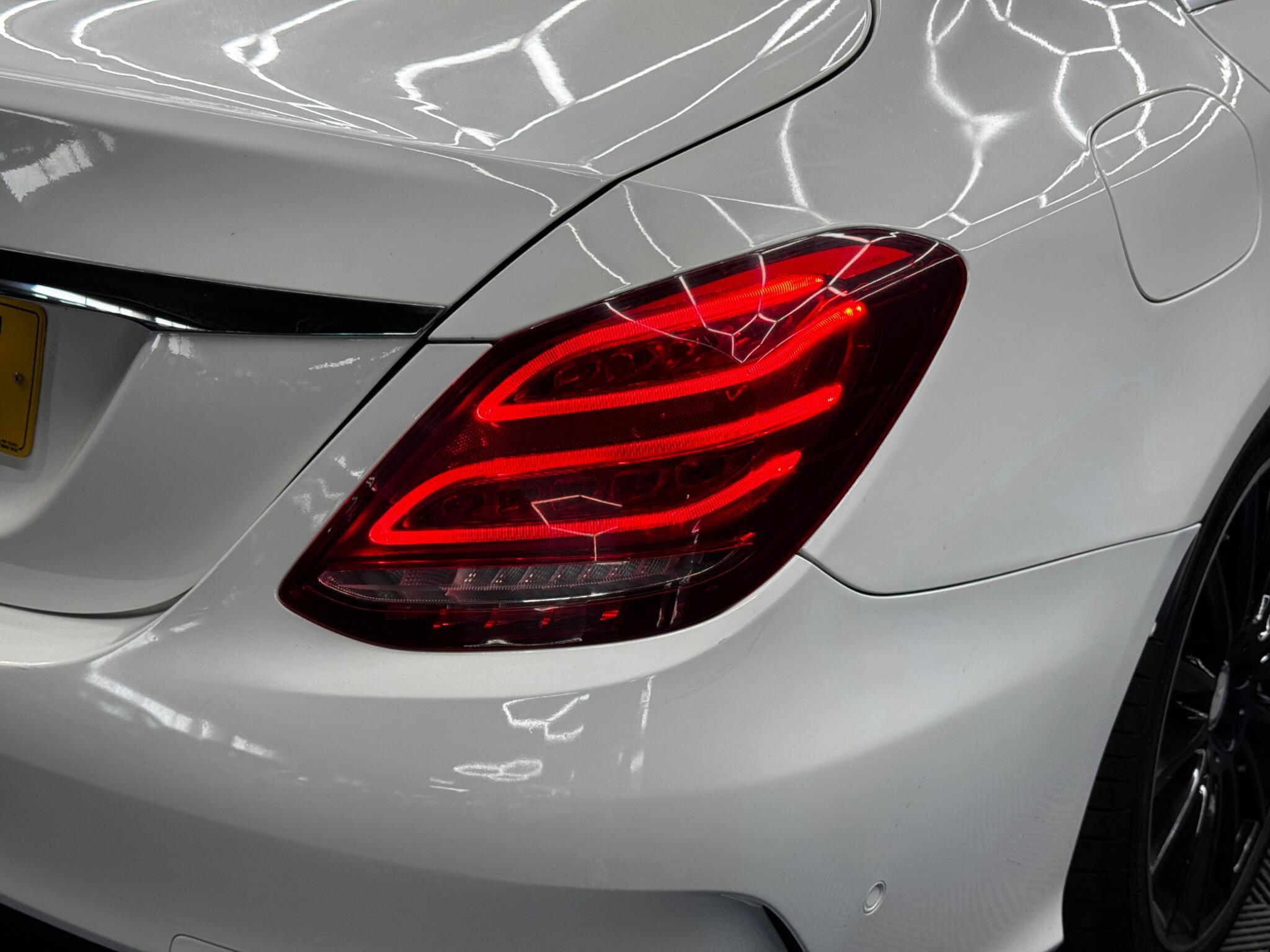 Mercedes-Benz C Class 1.6 C200d AMG Line (Premium) G-Tronic+ Euro 6 (s/s) 4dr 4dr Automatic 2026