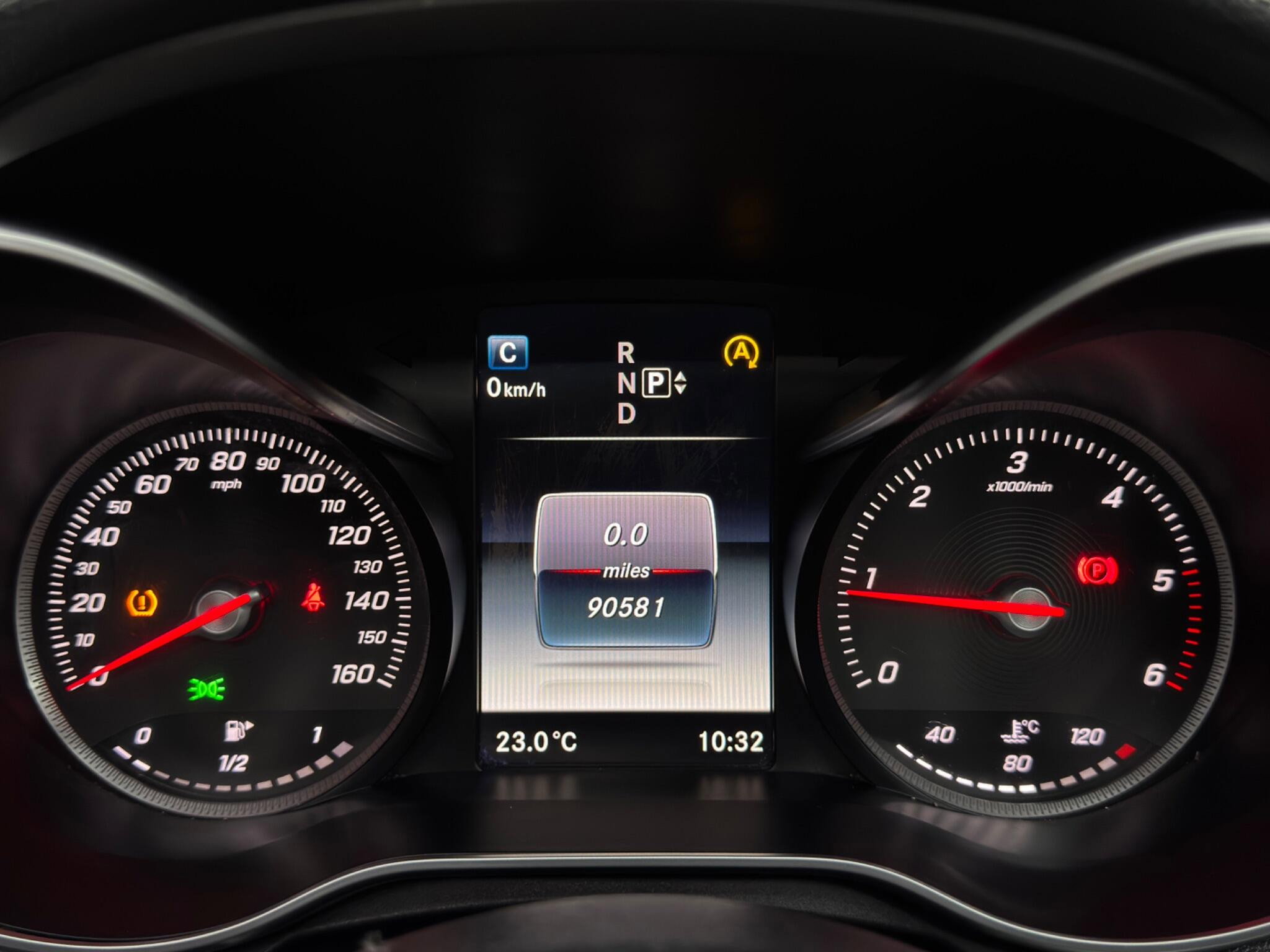 Mercedes-Benz C Class 1.6 C200d AMG Line (Premium) G-Tronic+ Euro 6 (s/s) 4dr 4dr Automatic 2026