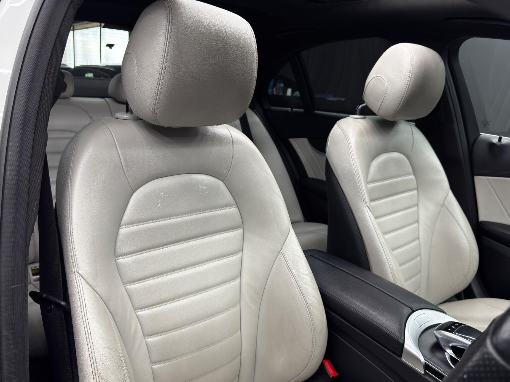 Mercedes-Benz C Class 1.6 C200d AMG Line (Premium) G-Tronic+ Euro 6 (s/s) 4dr 4dr Automatic 2026