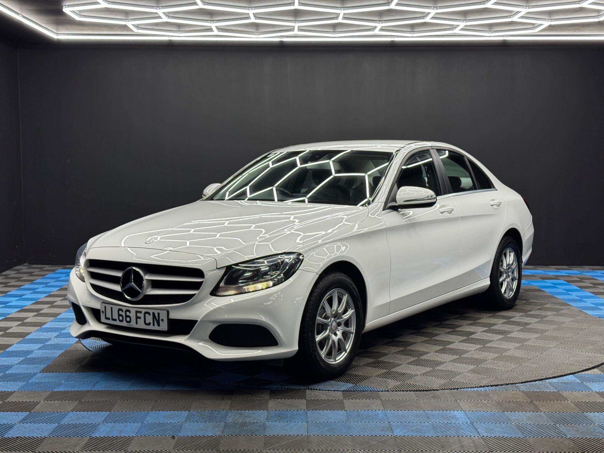 Mercedes-Benz C Class 1.6 C200d SE Euro 6 (s/s) 4dr 4dr Manual 2026