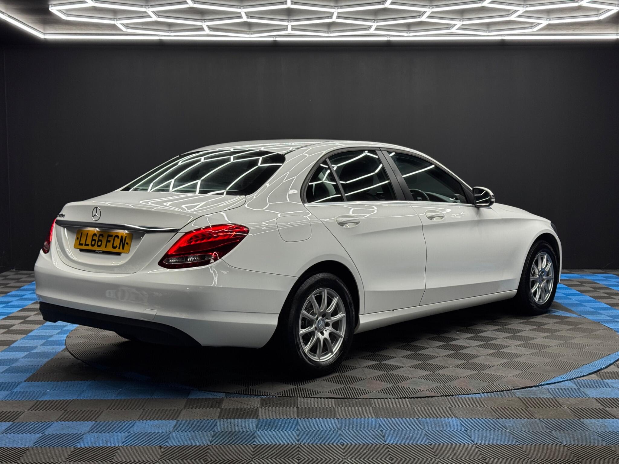 Mercedes-Benz C Class 1.6 C200d SE Euro 6 (s/s) 4dr 4dr Manual 2026