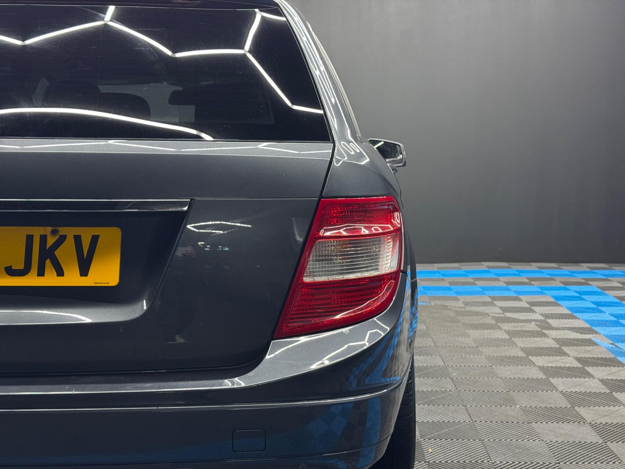 Mercedes-Benz C Class 1.8 C180 BlueEfficiency Executive SE Auto Euro 5 5dr 5dr Automatic 2026