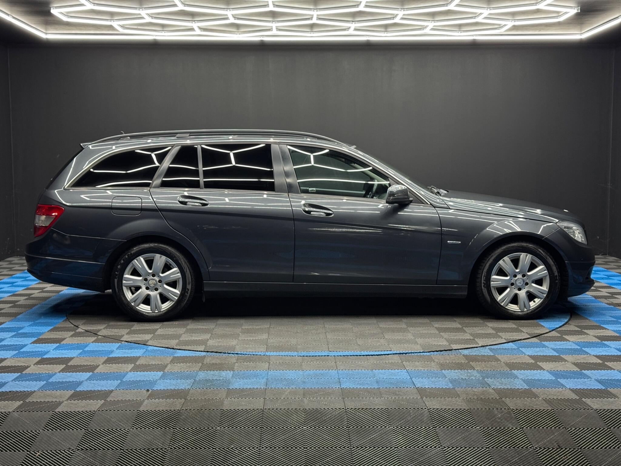 Mercedes-Benz C Class 1.8 C180 BlueEfficiency Executive SE Auto Euro 5 5dr 5dr Automatic 2026