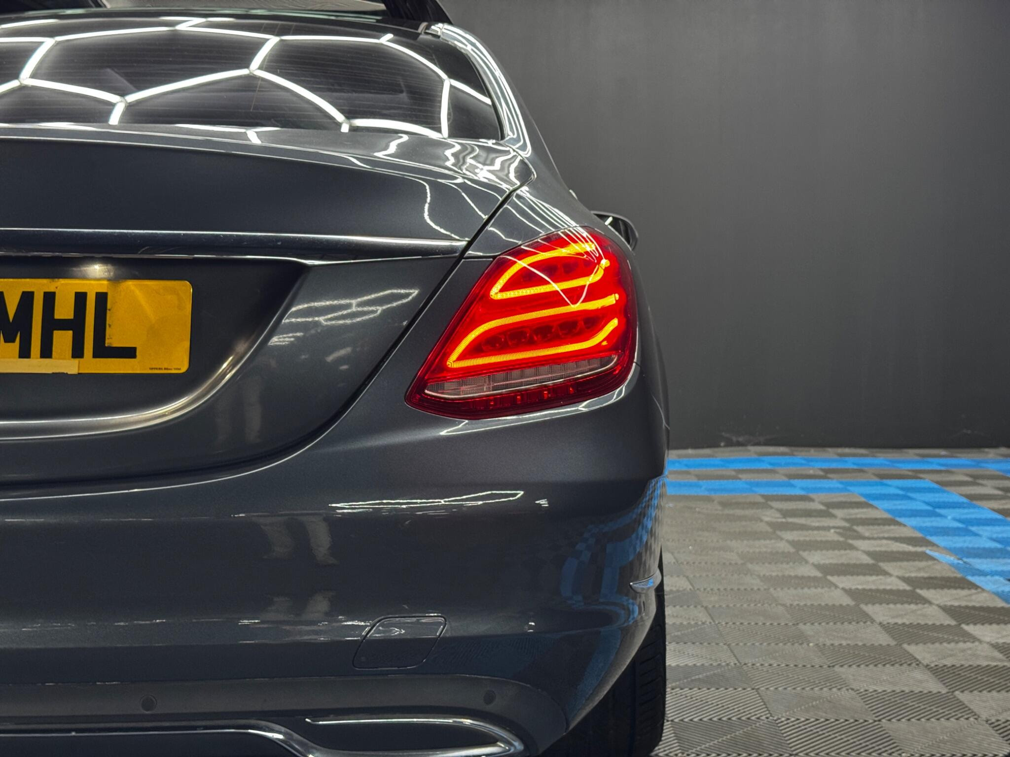 Mercedes-Benz C Class 2.0 C200 Sport (Premium) 7G-Tronic+ Euro 6 (s/s) 4dr 4dr Automatic 2026