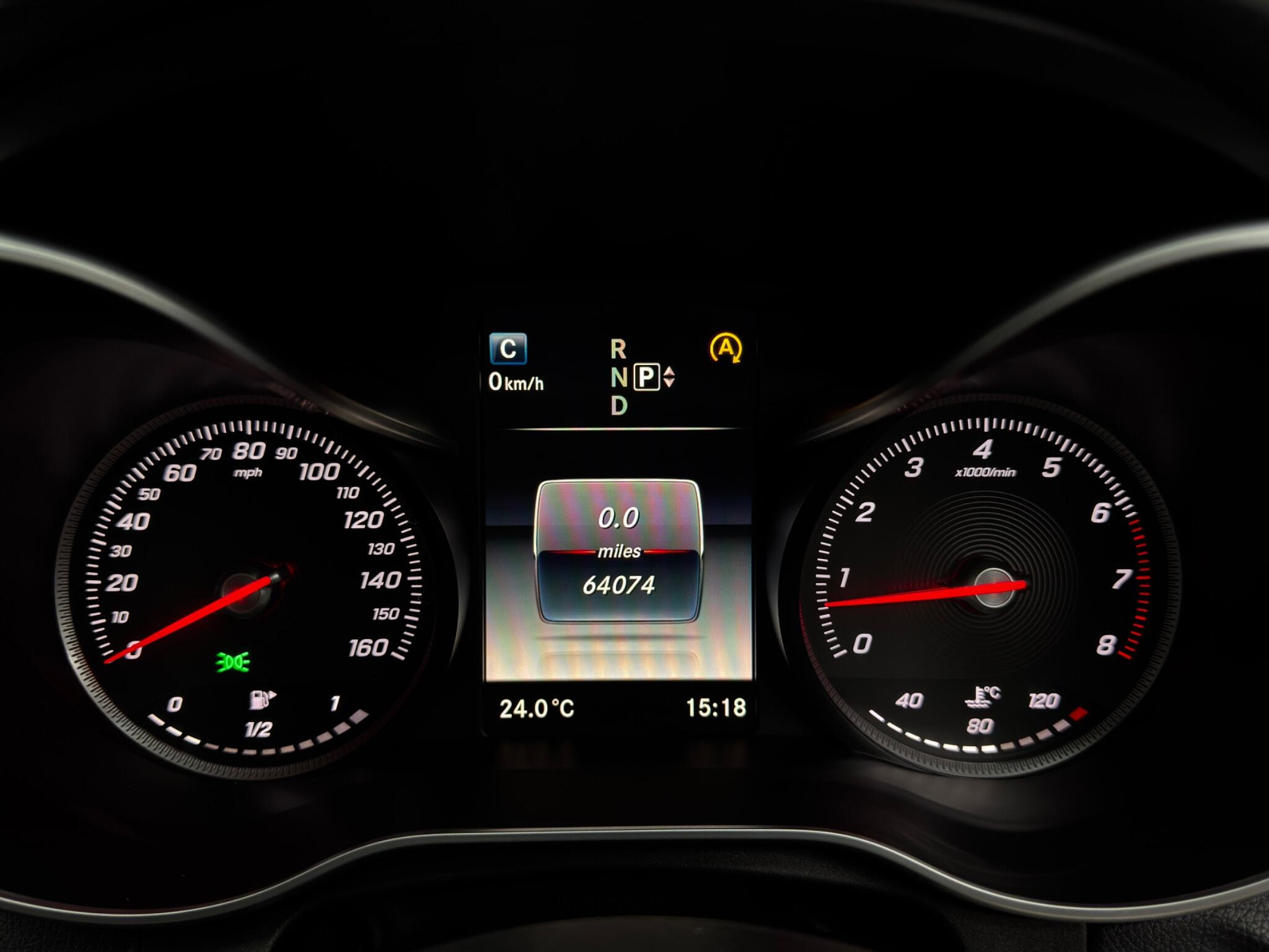 Mercedes-Benz C Class 2.0 C200 Sport (Premium) 7G-Tronic+ Euro 6 (s/s) 4dr 4dr Automatic 2026