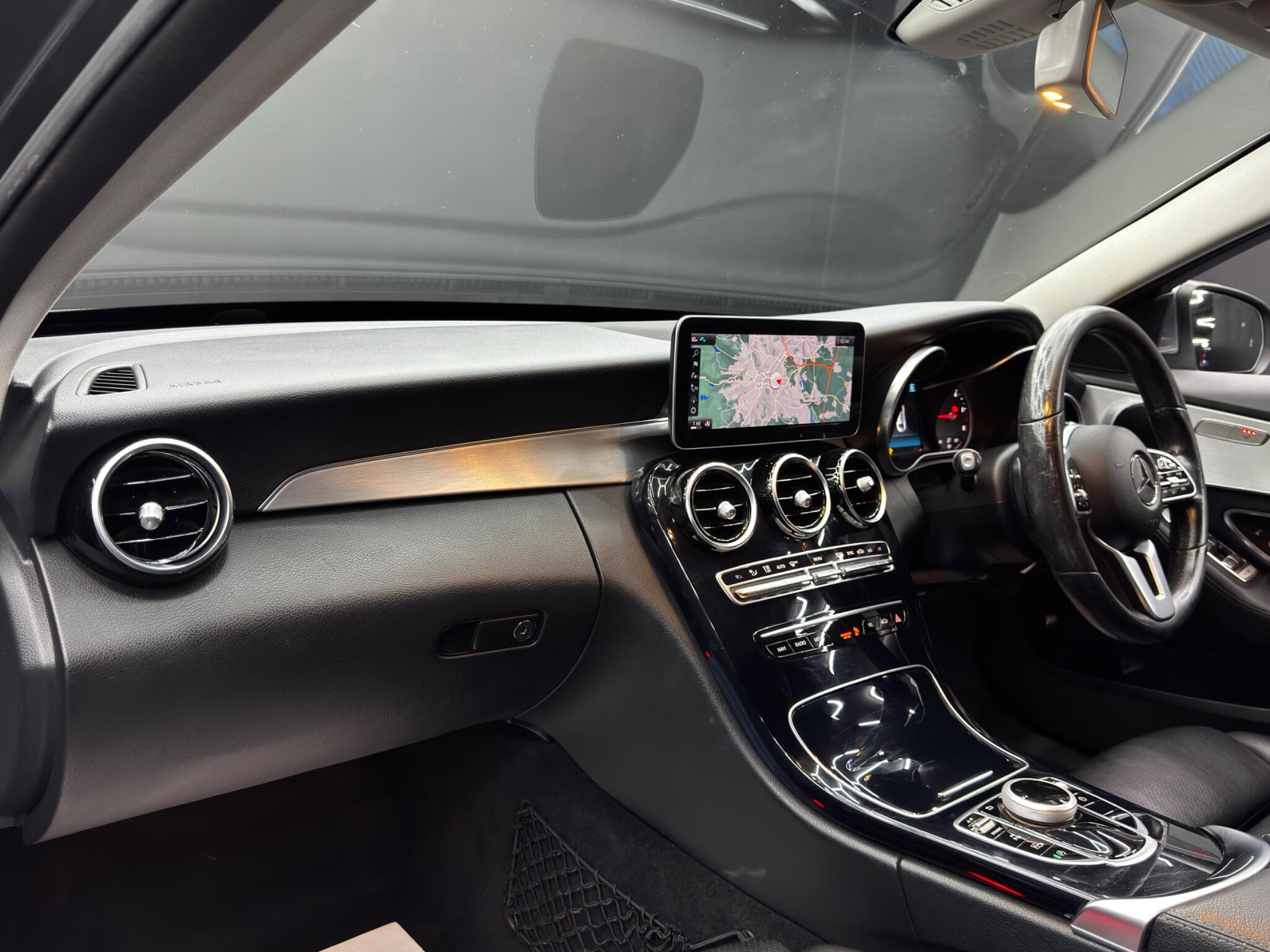 Mercedes-Benz C Class 2.0 C220d Sport (Premium) Saloon 4dr Diesel G-Tronic+ Euro 6 (s/s) (194 ps) 4dr Automatic 2026