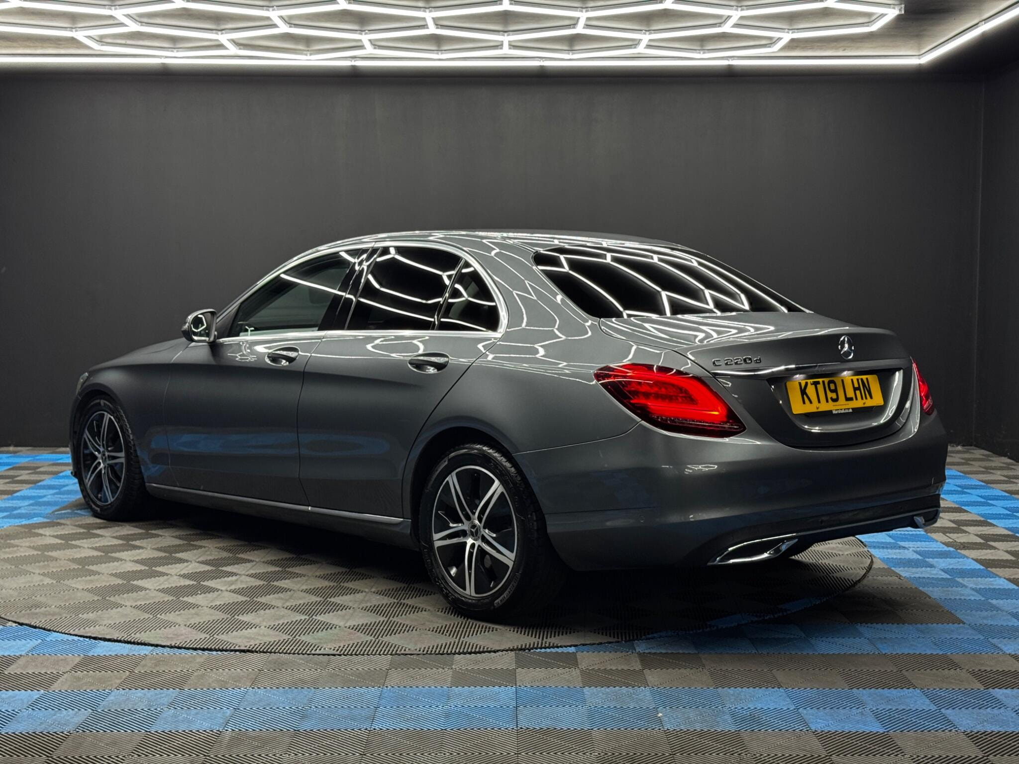 Mercedes-Benz C Class 2.0 C220d Sport (Premium) Saloon 4dr Diesel G-Tronic+ Euro 6 (s/s) (194 ps) 4dr Automatic 2026
