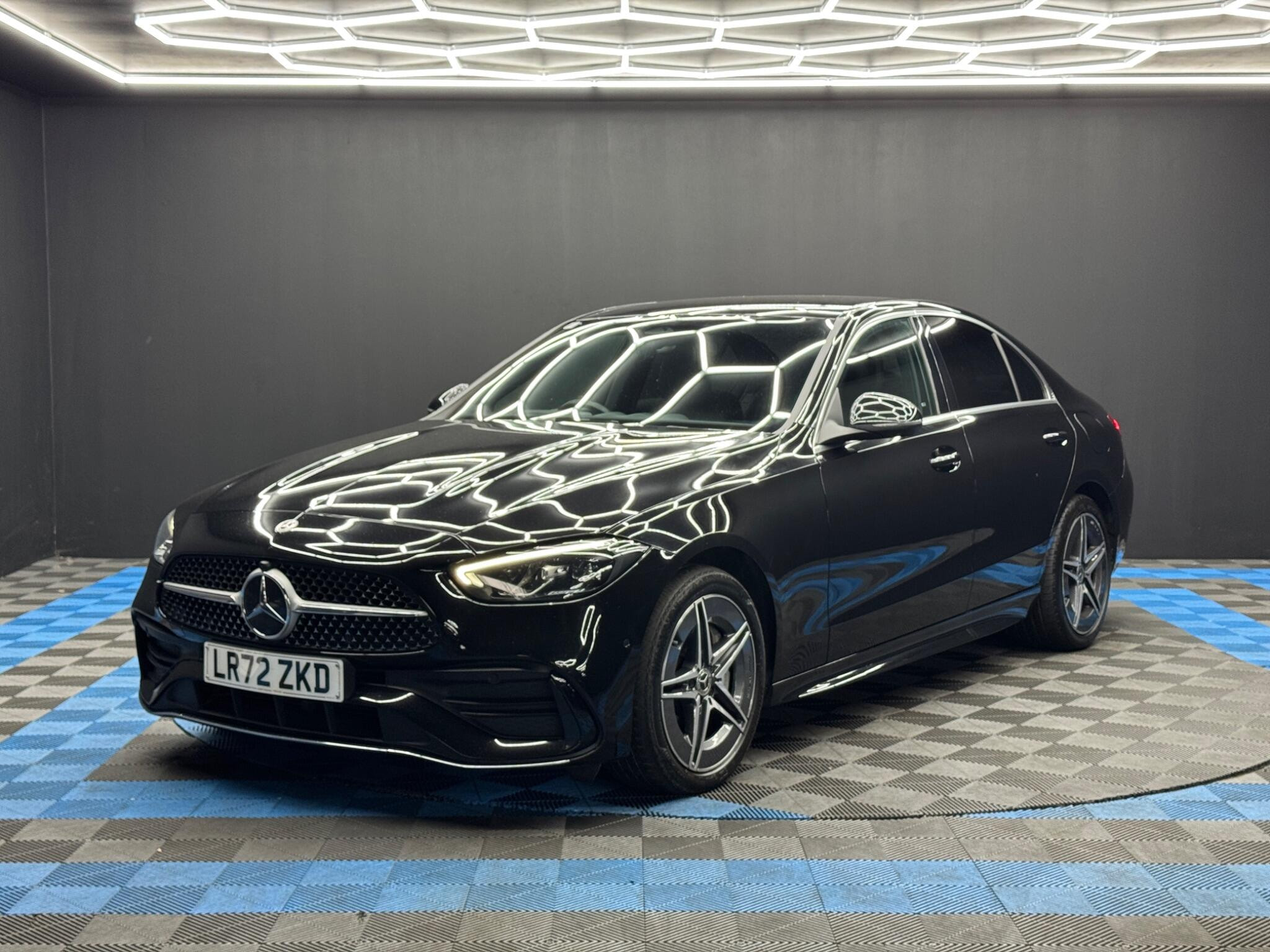 Mercedes-Benz C Class 2.0 C300e 25.4kWh AMG Line G-Tronic+ Euro 6 (s/s) 4dr 4dr Automatic 2026