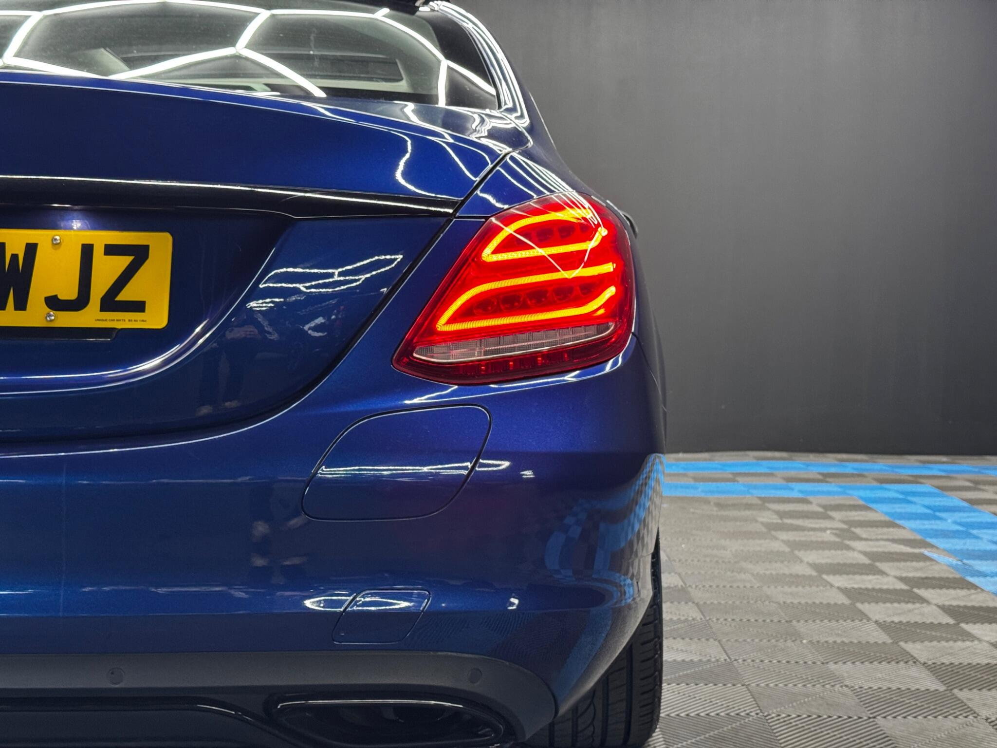 Mercedes-Benz C Class 2.0 C350e 6.4kWh Sport (Premium Plus) G-Tronic+ Euro 6 (s/s) 4dr 4dr Automatic 2026