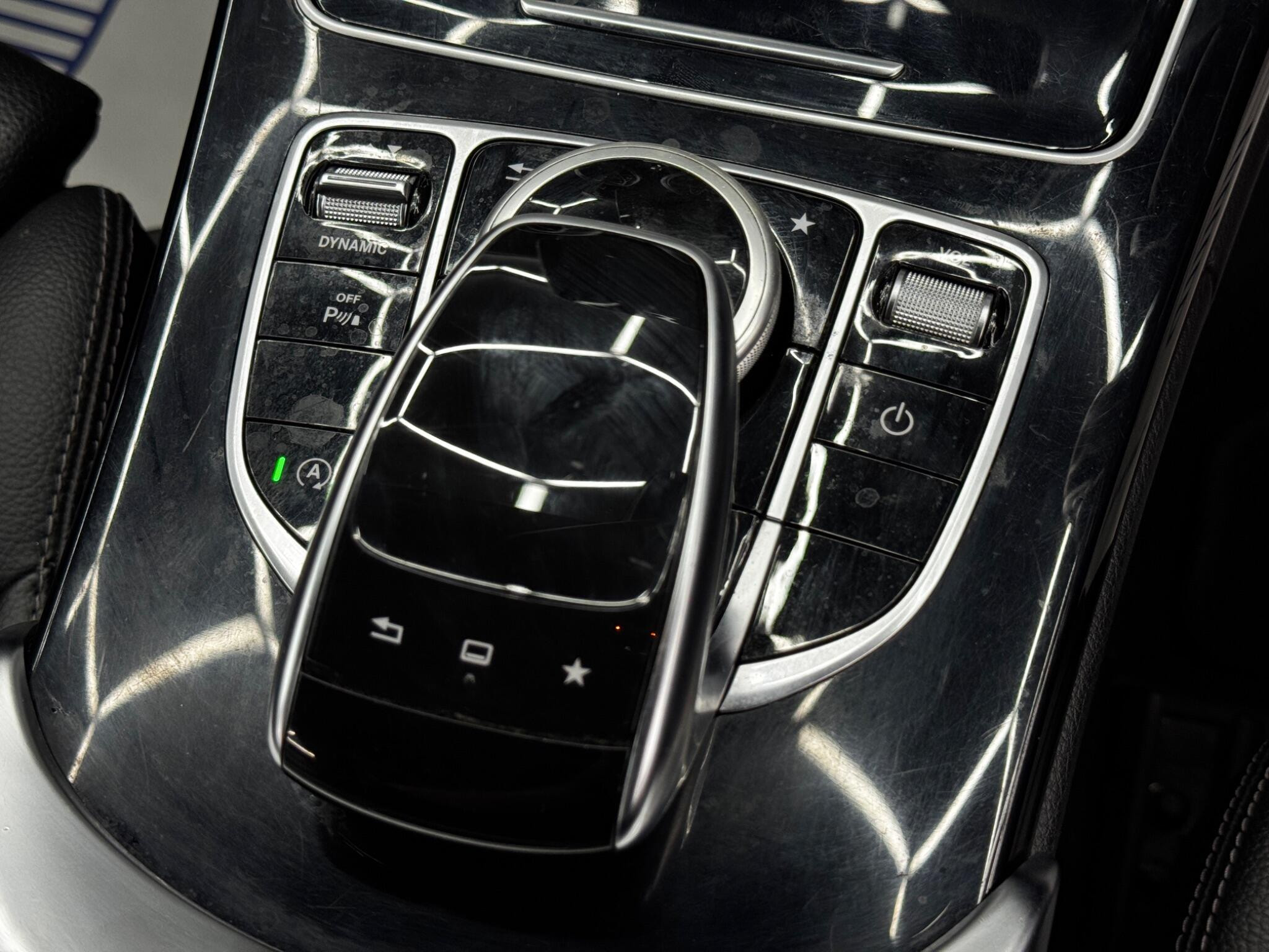 Mercedes-Benz C Class 2.1 C220d AMG Line (Premium) Saloon 4dr Diesel 7G-Tronic+ Euro 6 (s/s) (170 ps) 4dr Automatic 2026
