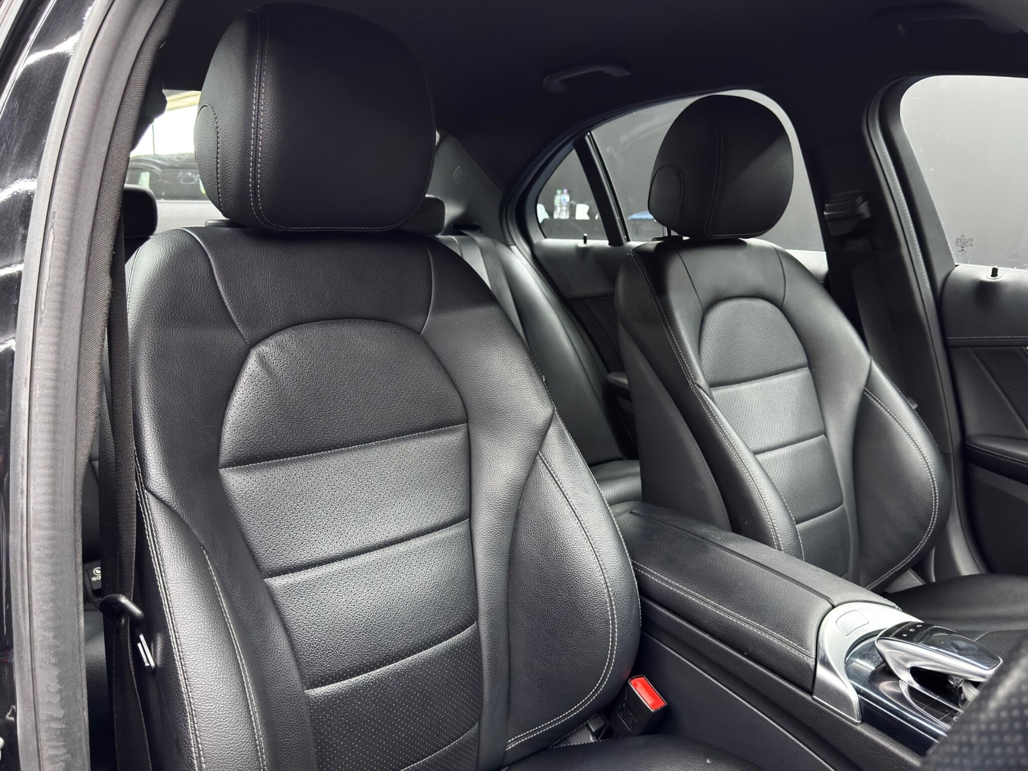 Mercedes-Benz C Class 2.1 C220d AMG Line (Premium) Saloon 4dr Diesel 7G-Tronic+ Euro 6 (s/s) (170 ps) 4dr Automatic 2026