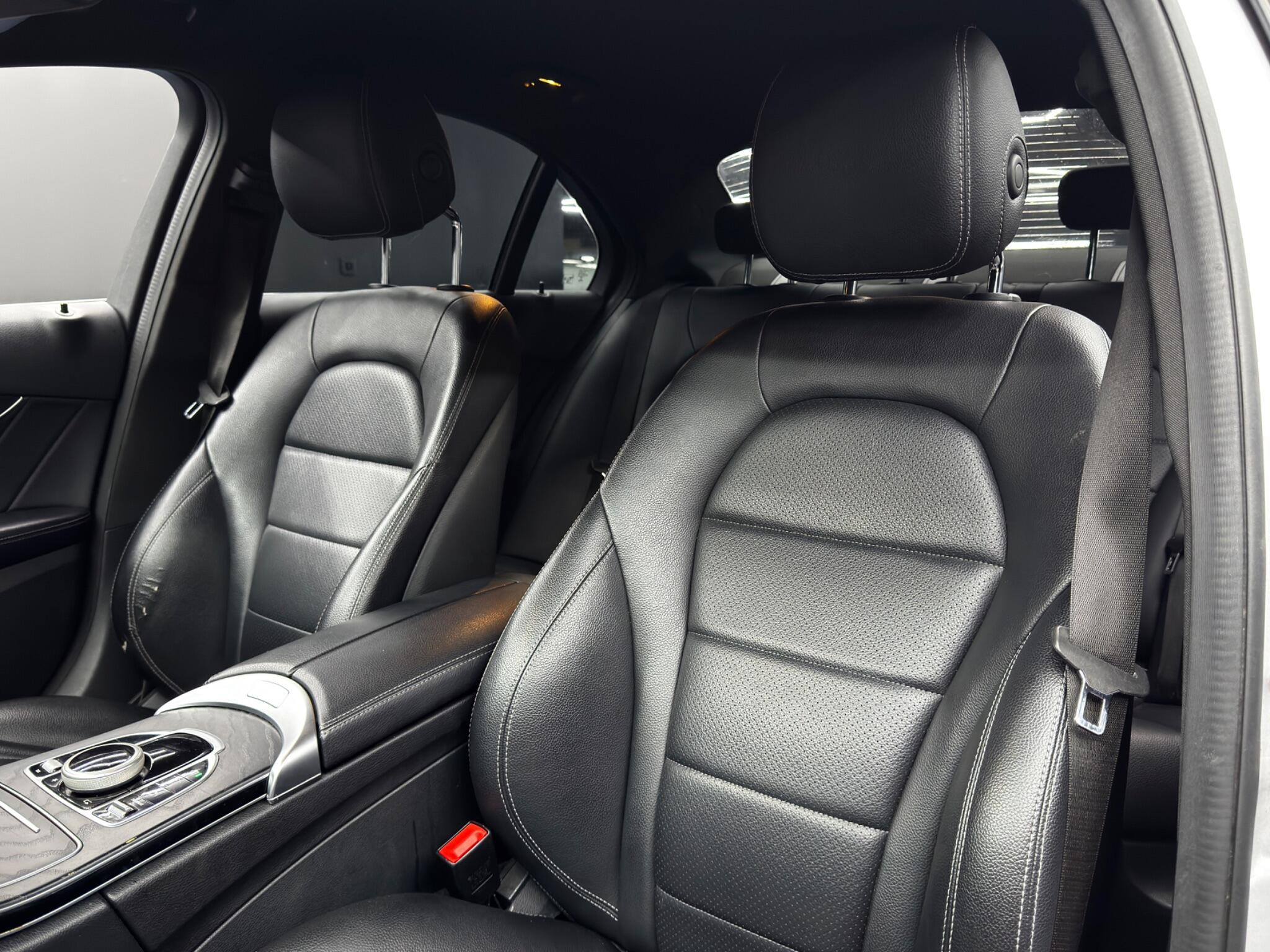 Mercedes-Benz C Class 2.1 C220d AMG Line (Premium) Saloon 4dr Diesel G-Tronic+ Euro 6 (s/s) (170 ps) 4dr Automatic 2026