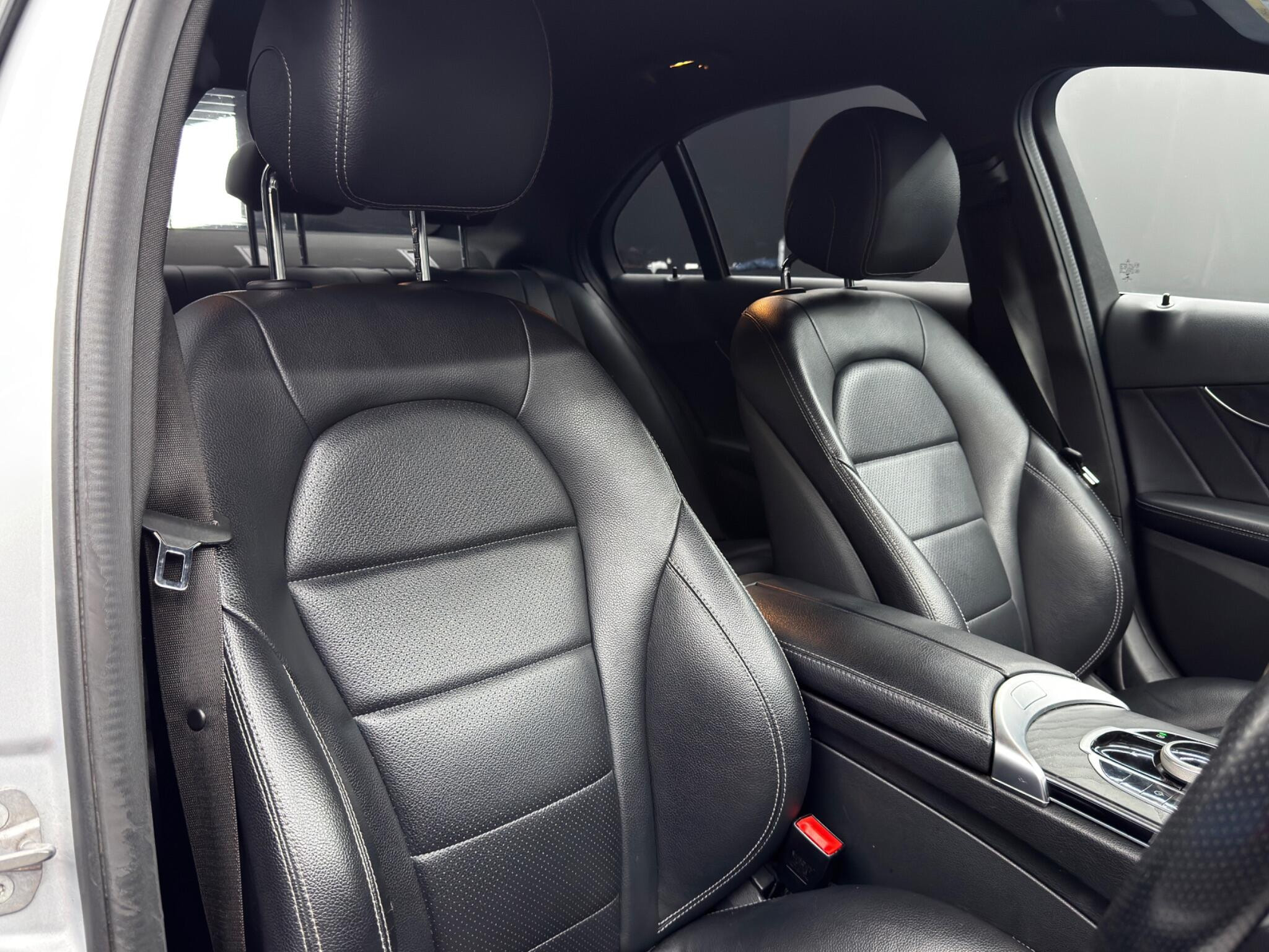 Mercedes-Benz C Class 2.1 C220d AMG Line (Premium) Saloon 4dr Diesel G-Tronic+ Euro 6 (s/s) (170 ps) 4dr Automatic 2026
