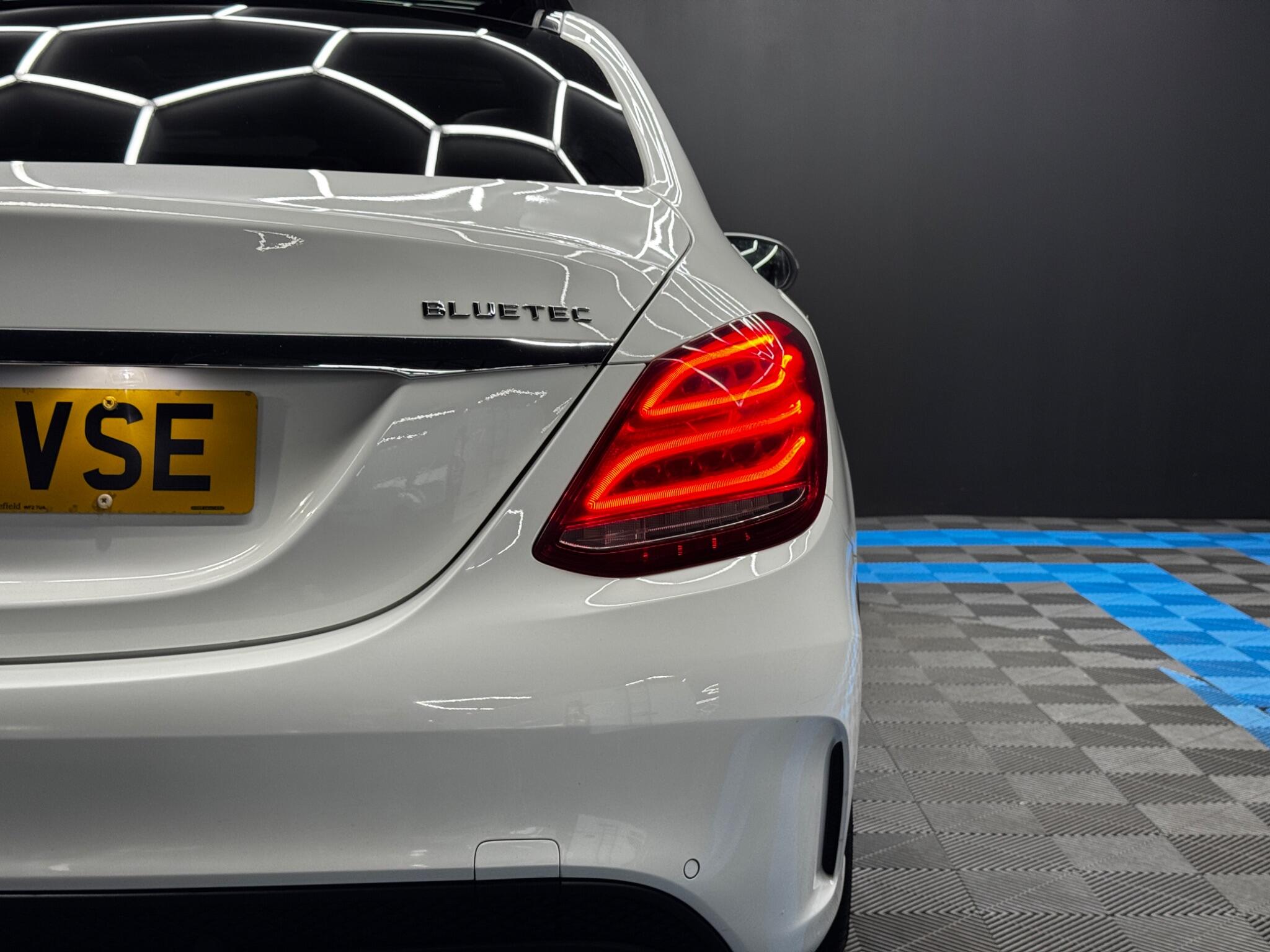 Mercedes-Benz C Class 2.1 C250d AMG Line (Premium Plus) Saloon 4dr Diesel 7G-Tronic+ Euro 6 (s/s) (204 ps) 4dr Automatic 2026