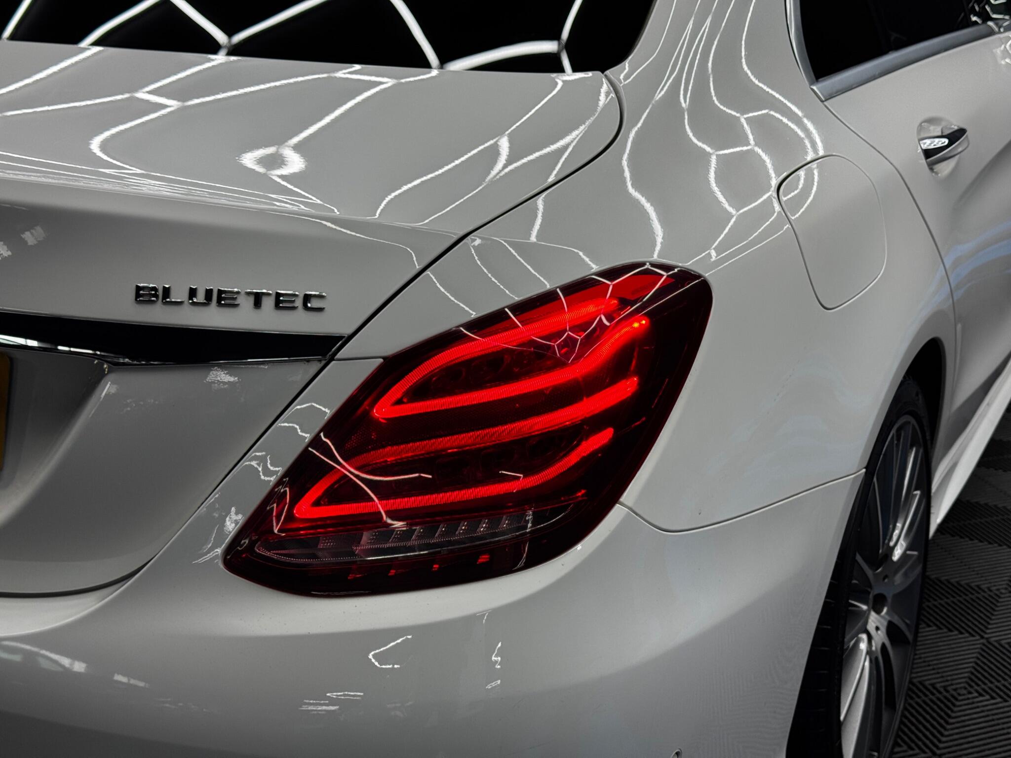 Mercedes-Benz C Class 2.1 C250d AMG Line (Premium Plus) Saloon 4dr Diesel 7G-Tronic+ Euro 6 (s/s) (204 ps) 4dr Automatic 2026