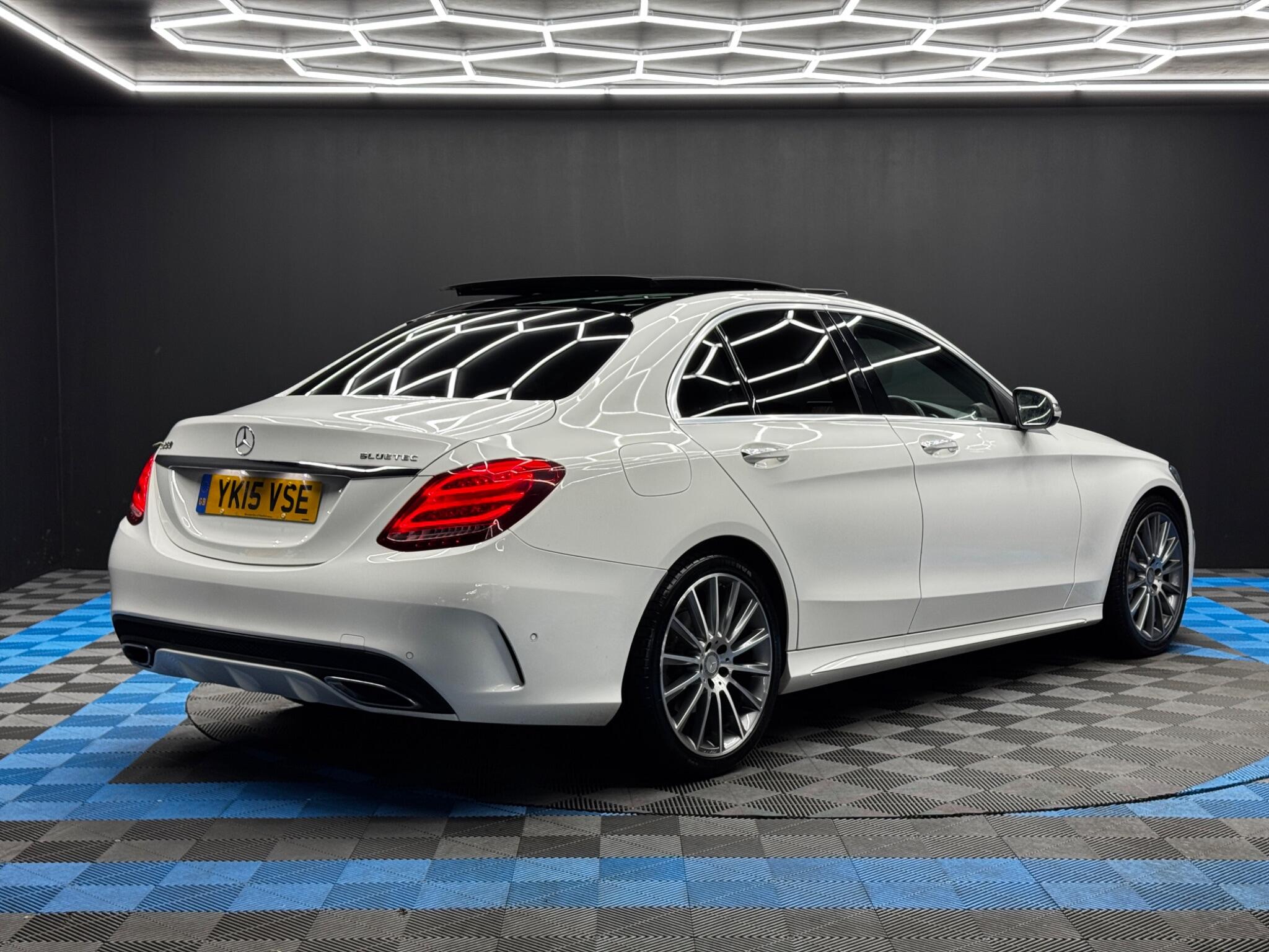 Mercedes-Benz C Class 2.1 C250d AMG Line (Premium Plus) Saloon 4dr Diesel 7G-Tronic+ Euro 6 (s/s) (204 ps) 4dr Automatic 2026