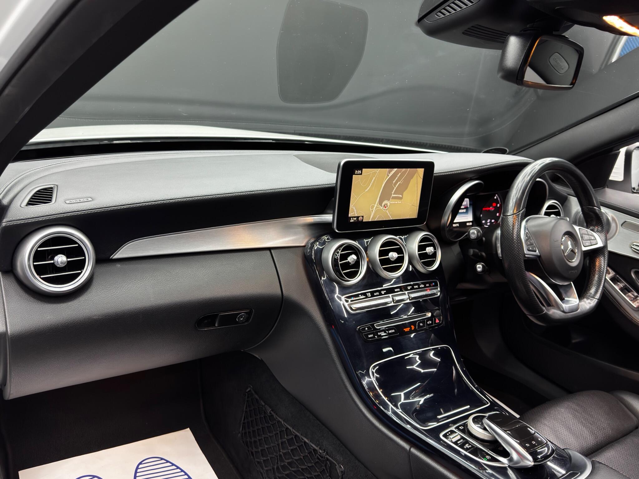 Mercedes-Benz C Class 2.1 C250d AMG Line (Premium Plus) Saloon 4dr Diesel 7G-Tronic+ Euro 6 (s/s) (204 ps) 4dr Automatic 2026
