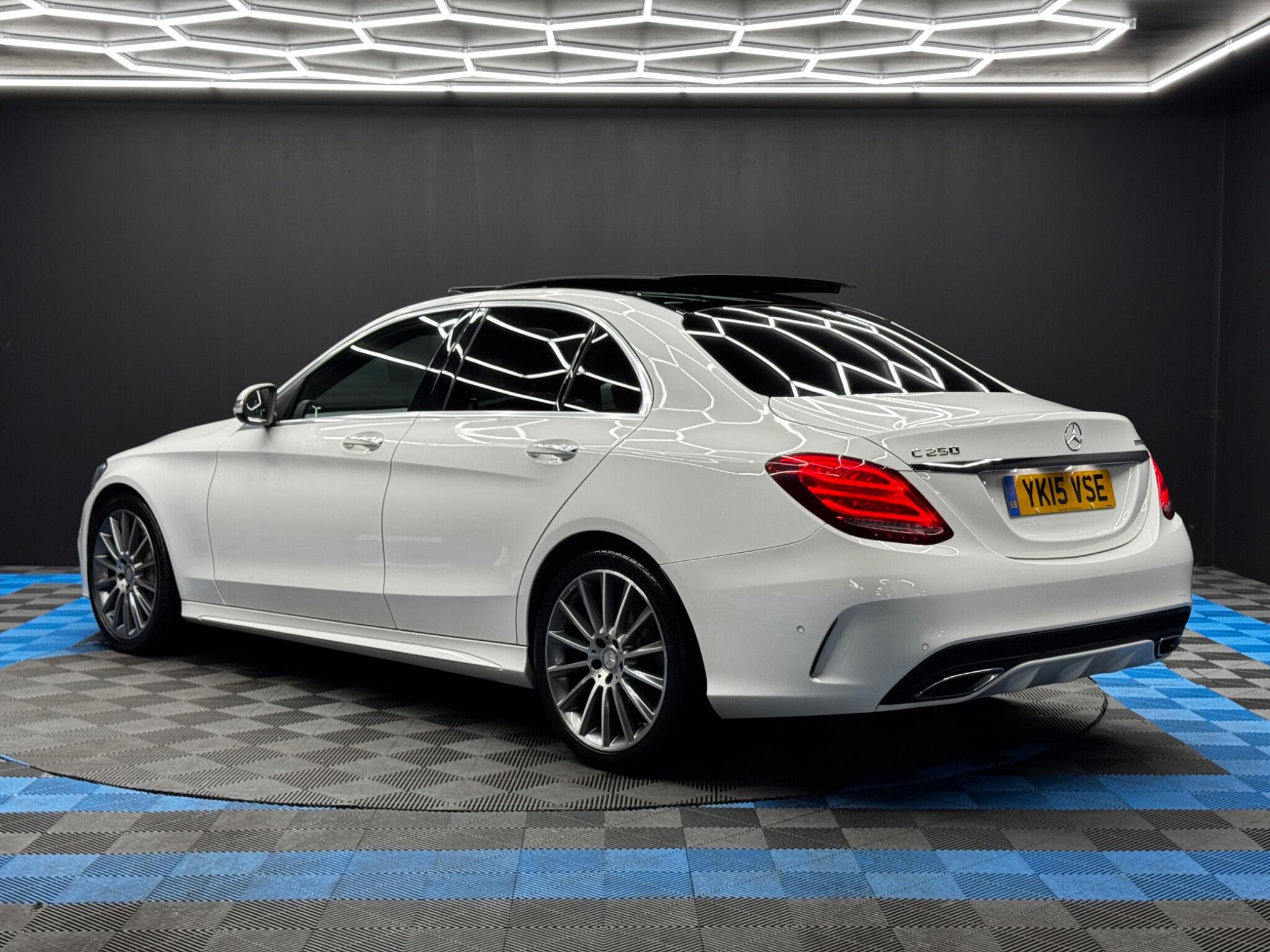 Mercedes-Benz C Class 2.1 C250d AMG Line (Premium Plus) Saloon 4dr Diesel 7G-Tronic+ Euro 6 (s/s) (204 ps) 4dr Automatic 2026