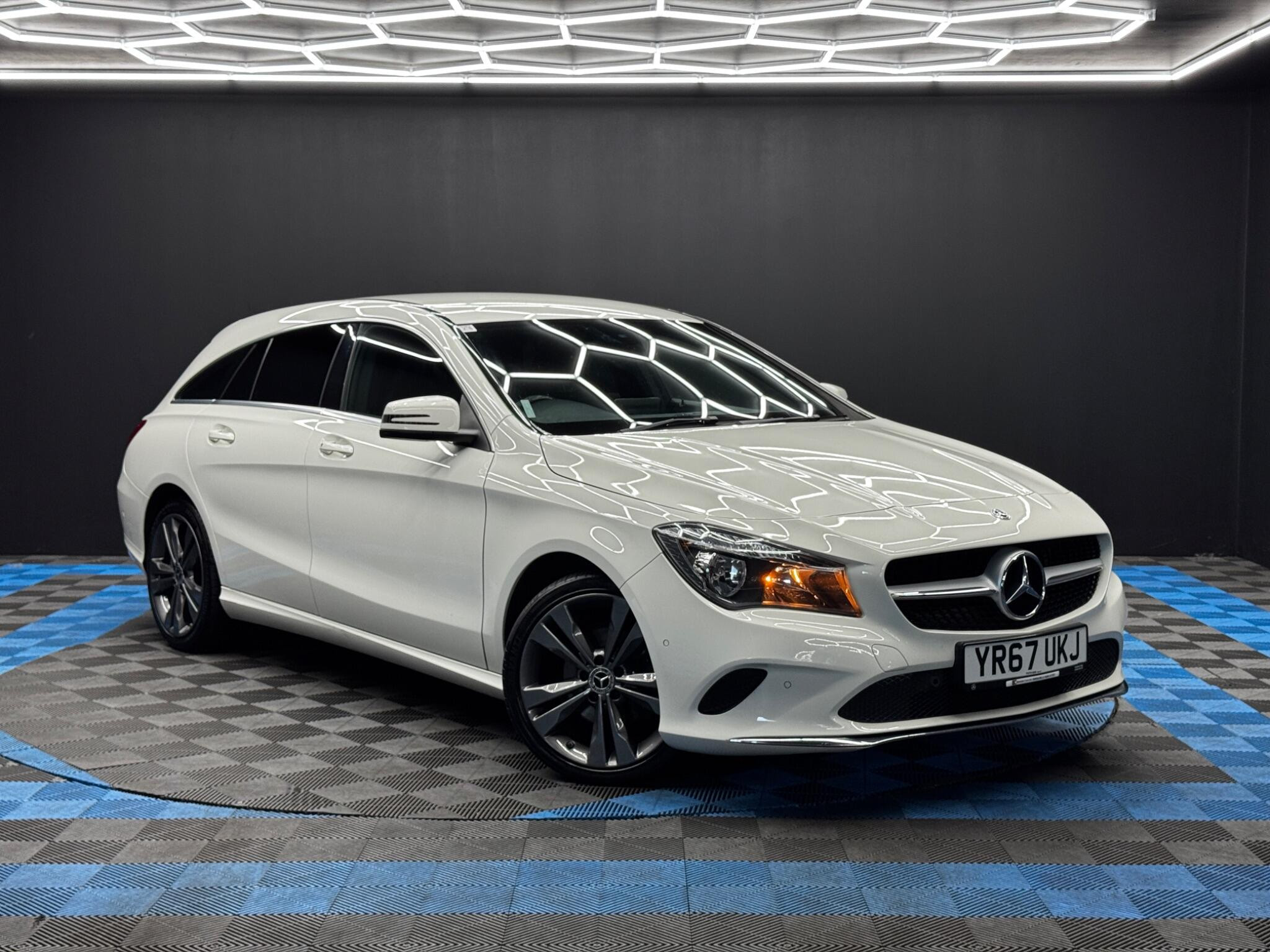 Mercedes-Benz CLA 2.1 CLA220d Sport Shooting Brake 7G-DCT Euro 6 (s/s) 5dr 5dr Automatic 2026