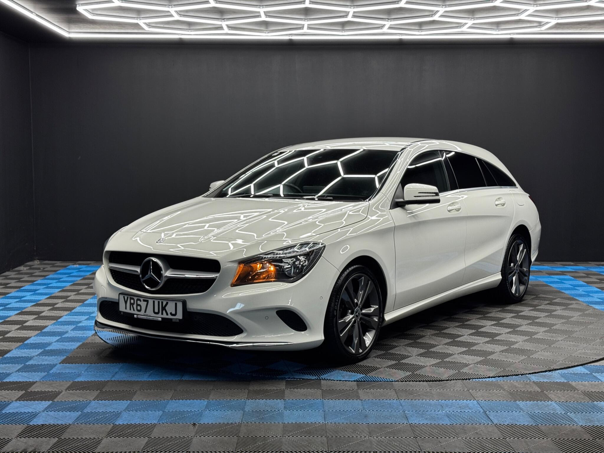 Mercedes-Benz CLA 2.1 CLA220d Sport Shooting Brake 7G-DCT Euro 6 (s/s) 5dr 5dr Automatic 2026
