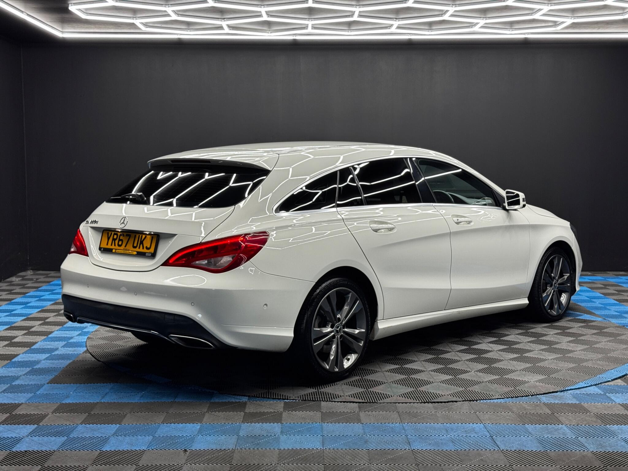 Mercedes-Benz CLA 2.1 CLA220d Sport Shooting Brake 7G-DCT Euro 6 (s/s) 5dr 5dr Automatic 2026