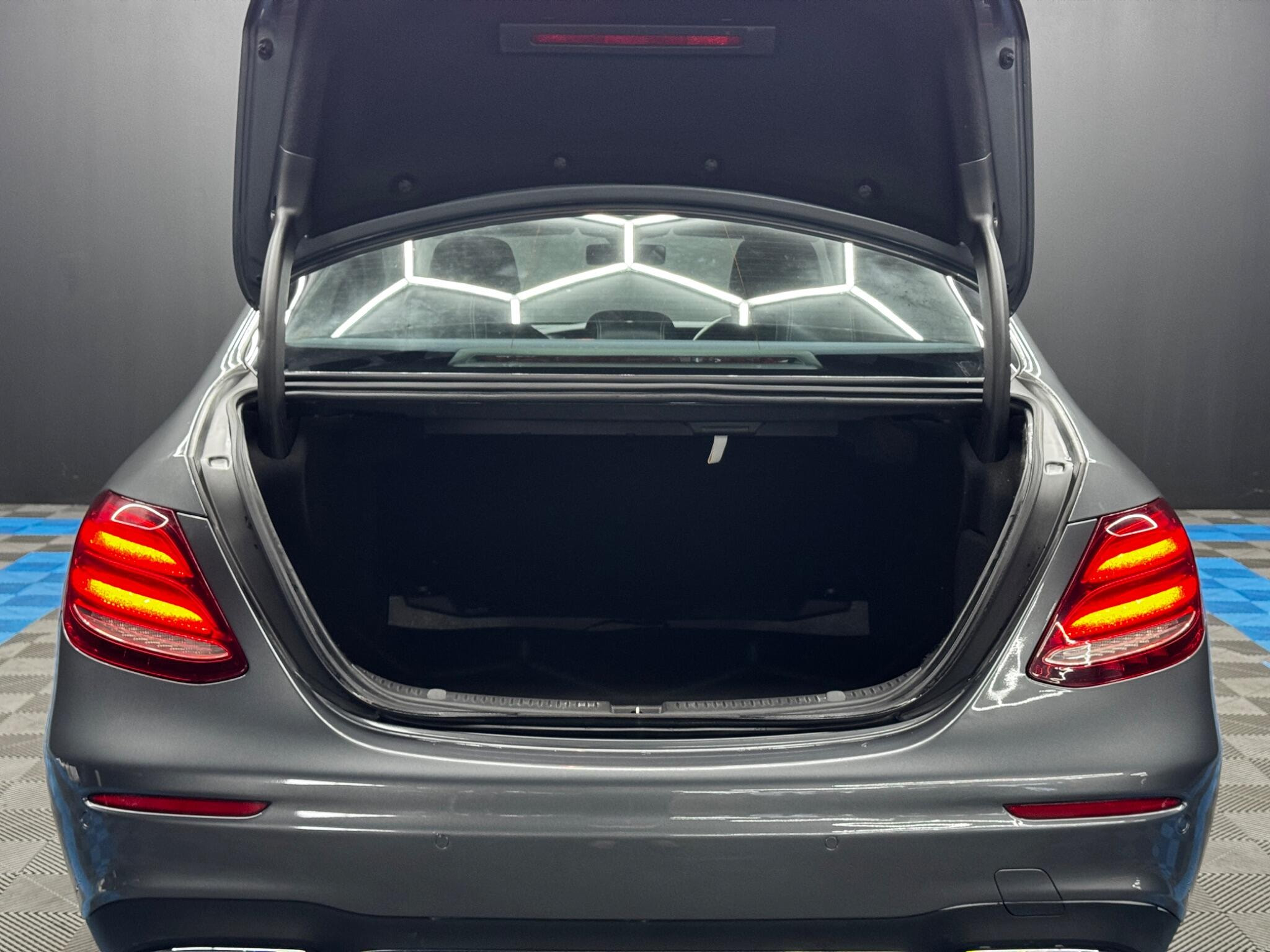 Mercedes-Benz E Class 2.0 E220d AMG Line G-Tronic+ Euro 6 (s/s) 4dr 4dr Automatic 2026