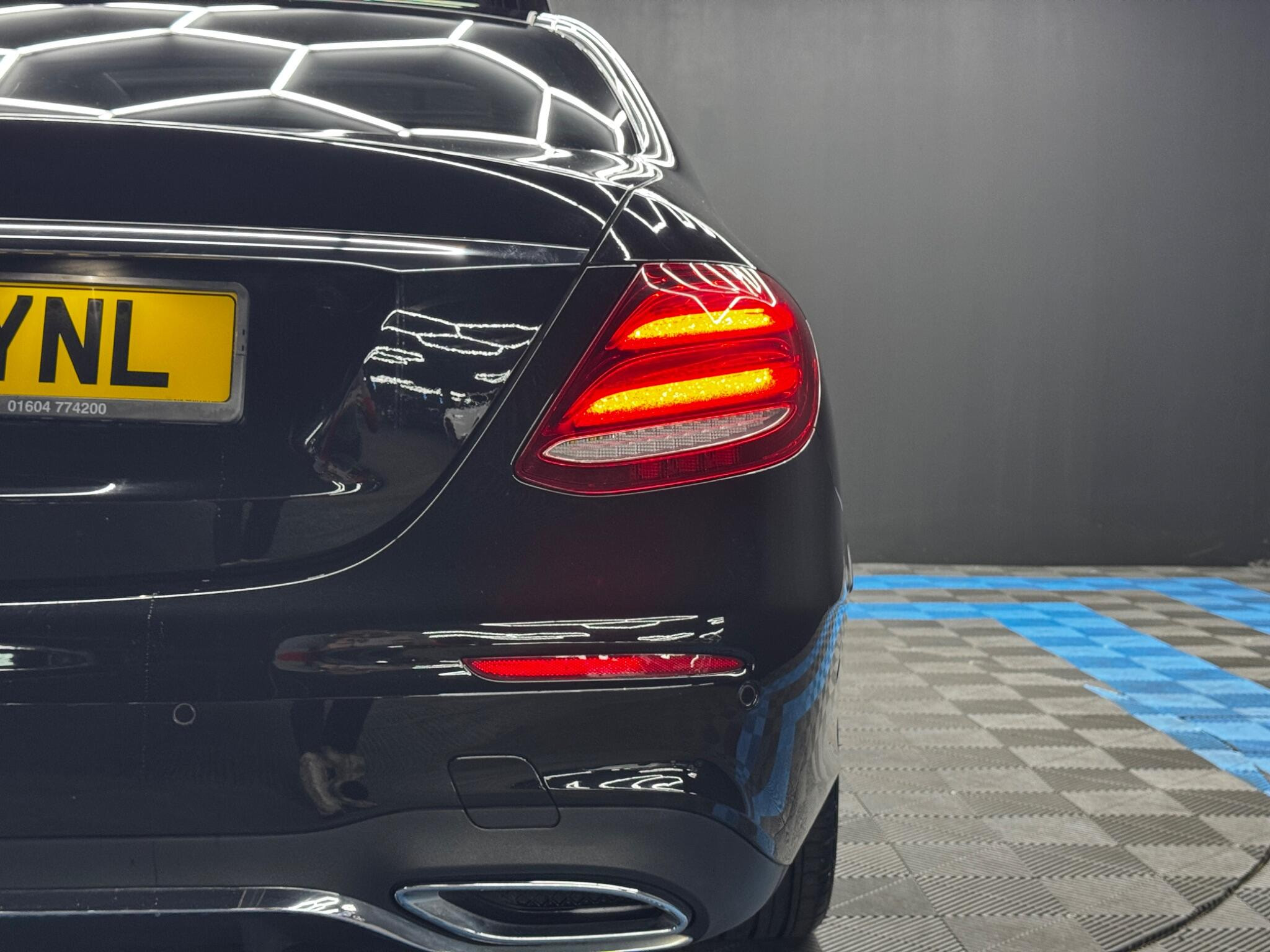 Mercedes-Benz E Class 2.0 E220d AMG Line (Premium Plus) G-Tronic+ Euro 6 (s/s) 4dr 4dr Automatic 2026