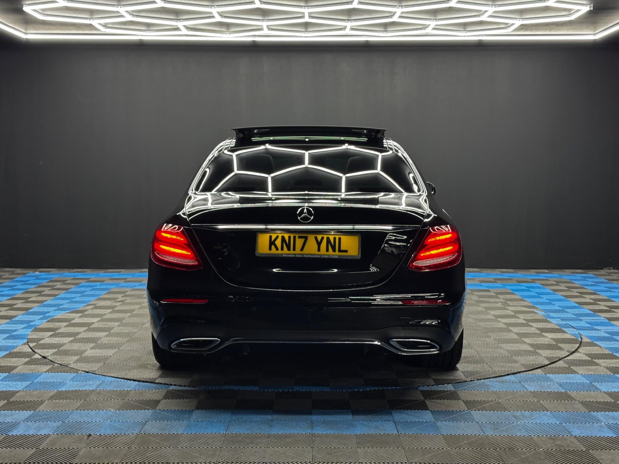 Mercedes-Benz E Class 2.0 E220d AMG Line (Premium Plus) G-Tronic+ Euro 6 (s/s) 4dr 4dr Automatic 2026