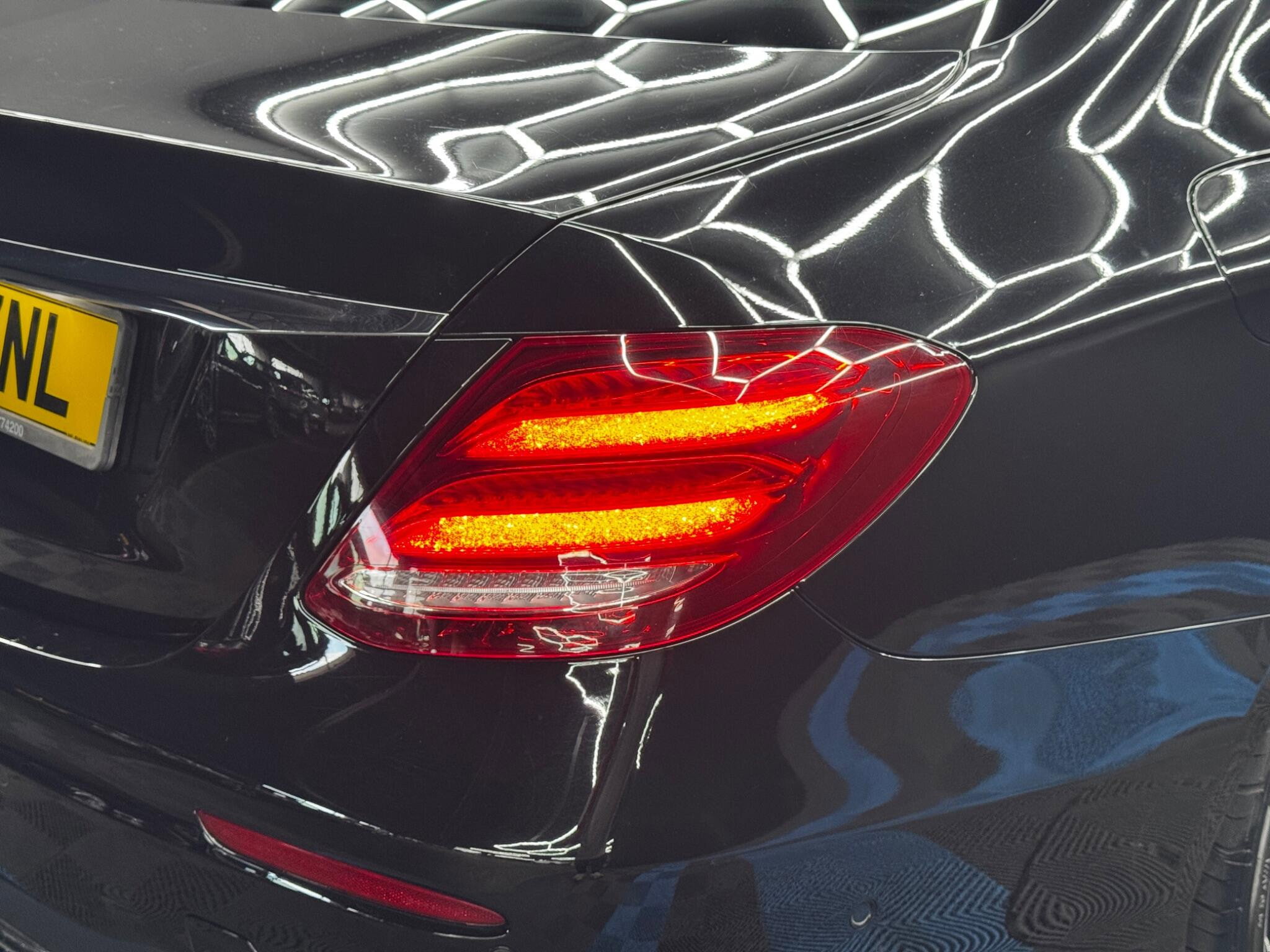 Mercedes-Benz E Class 2.0 E220d AMG Line (Premium Plus) G-Tronic+ Euro 6 (s/s) 4dr 4dr Automatic 2026
