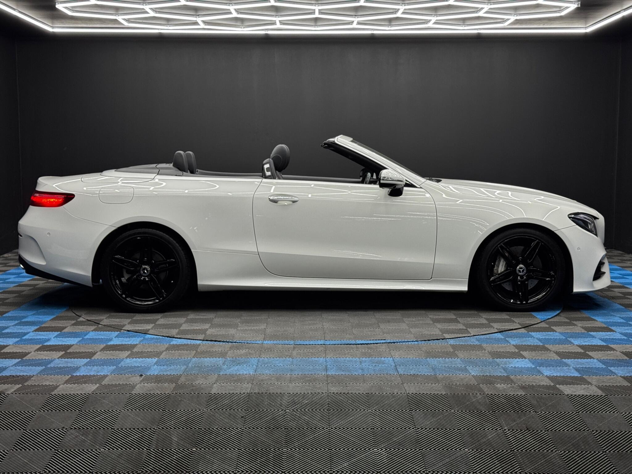 Mercedes-Benz E Class 2.0 E300 AMG Line (Premium Plus) Cabriolet G-Tronic+ Euro 6 (s/s) 2dr 2dr Automatic 2026