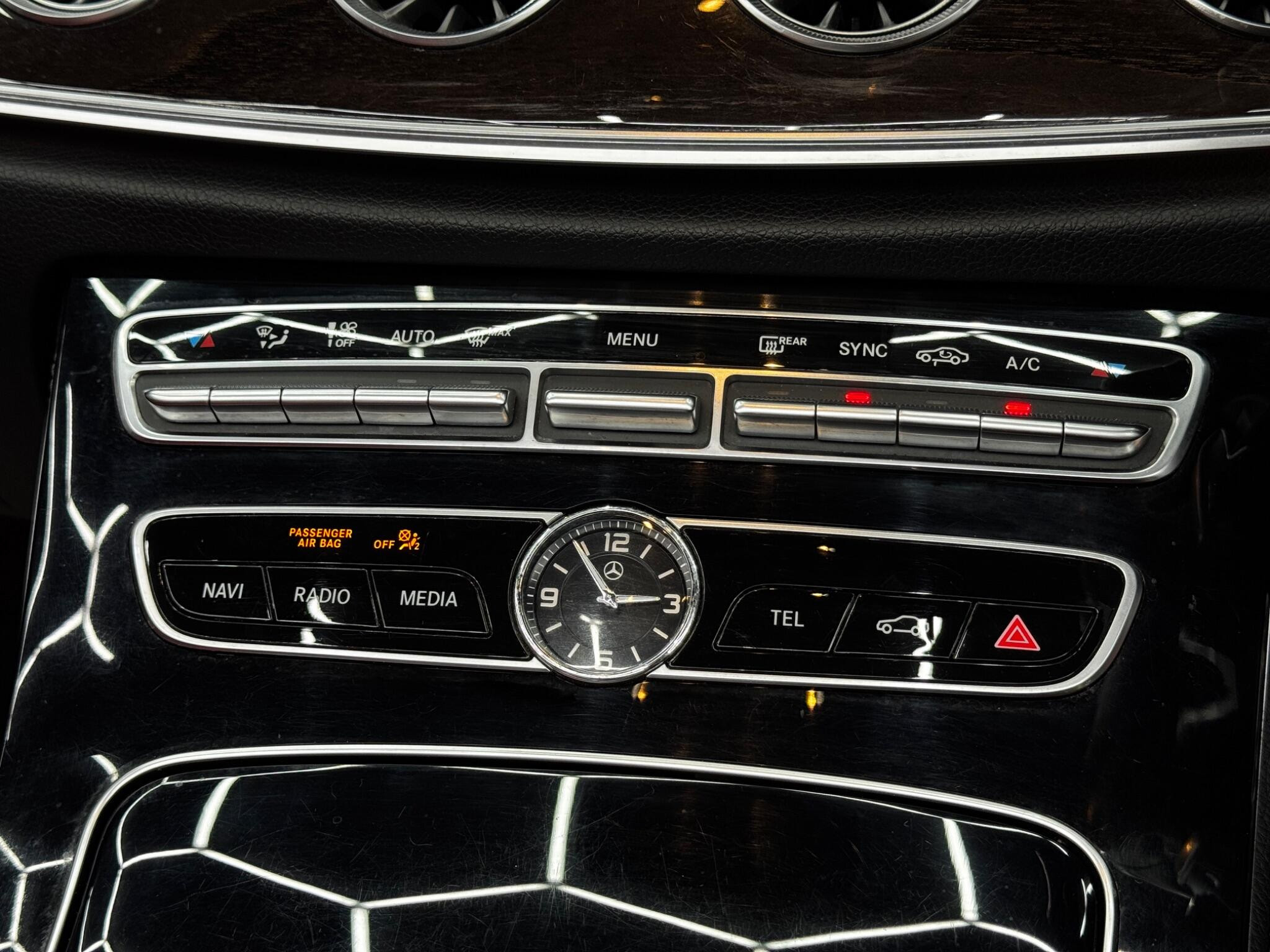 Mercedes-Benz E Class 2.0 E300 AMG Line (Premium Plus) Cabriolet G-Tronic+ Euro 6 (s/s) 2dr 2dr Automatic 2026