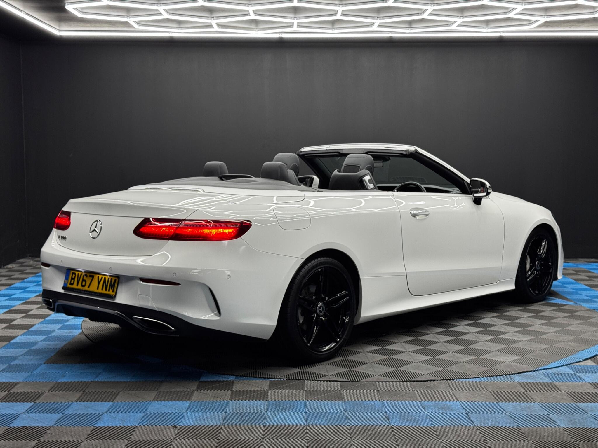 Mercedes-Benz E Class 2.0 E300 AMG Line (Premium Plus) Cabriolet G-Tronic+ Euro 6 (s/s) 2dr 2dr Automatic 2026