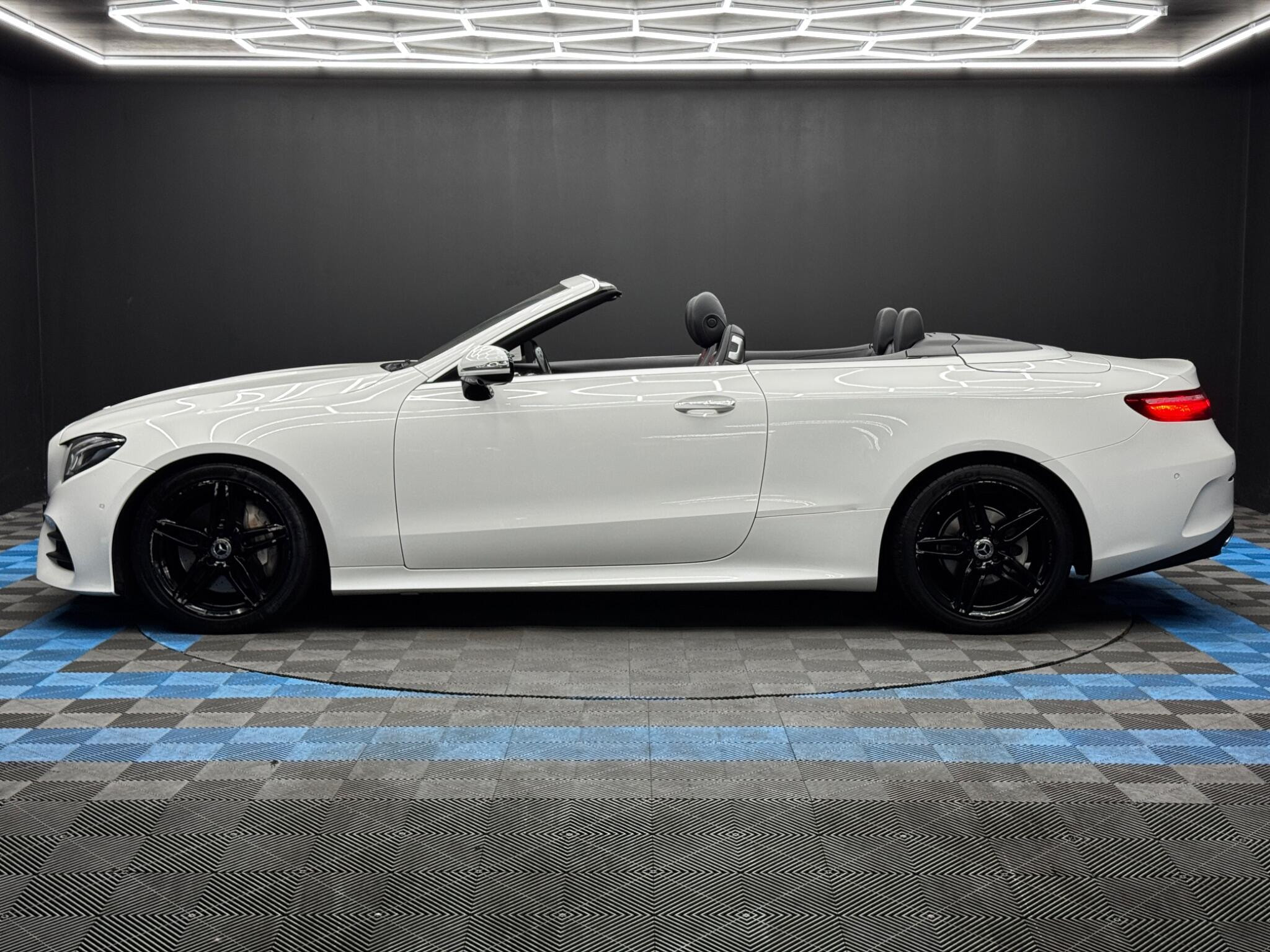 Mercedes-Benz E Class 2.0 E300 AMG Line (Premium Plus) Cabriolet G-Tronic+ Euro 6 (s/s) 2dr 2dr Automatic 2026