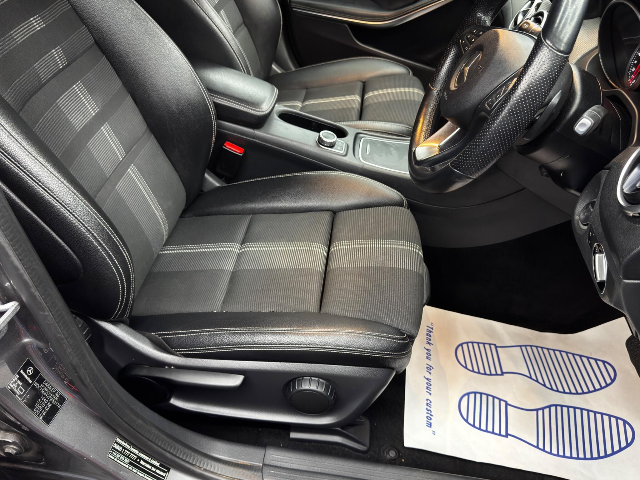 Mercedes-Benz GLA 1.6 GLA180 Urban Edition 7G-DCT Euro 6 (s/s) 5dr 5dr Automatic 2026