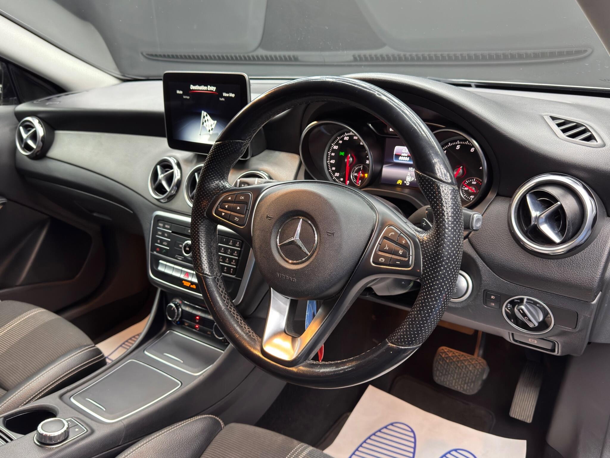 Mercedes-Benz GLA 1.6 GLA180 Urban Edition 7G-DCT Euro 6 (s/s) 5dr 5dr Automatic 2026