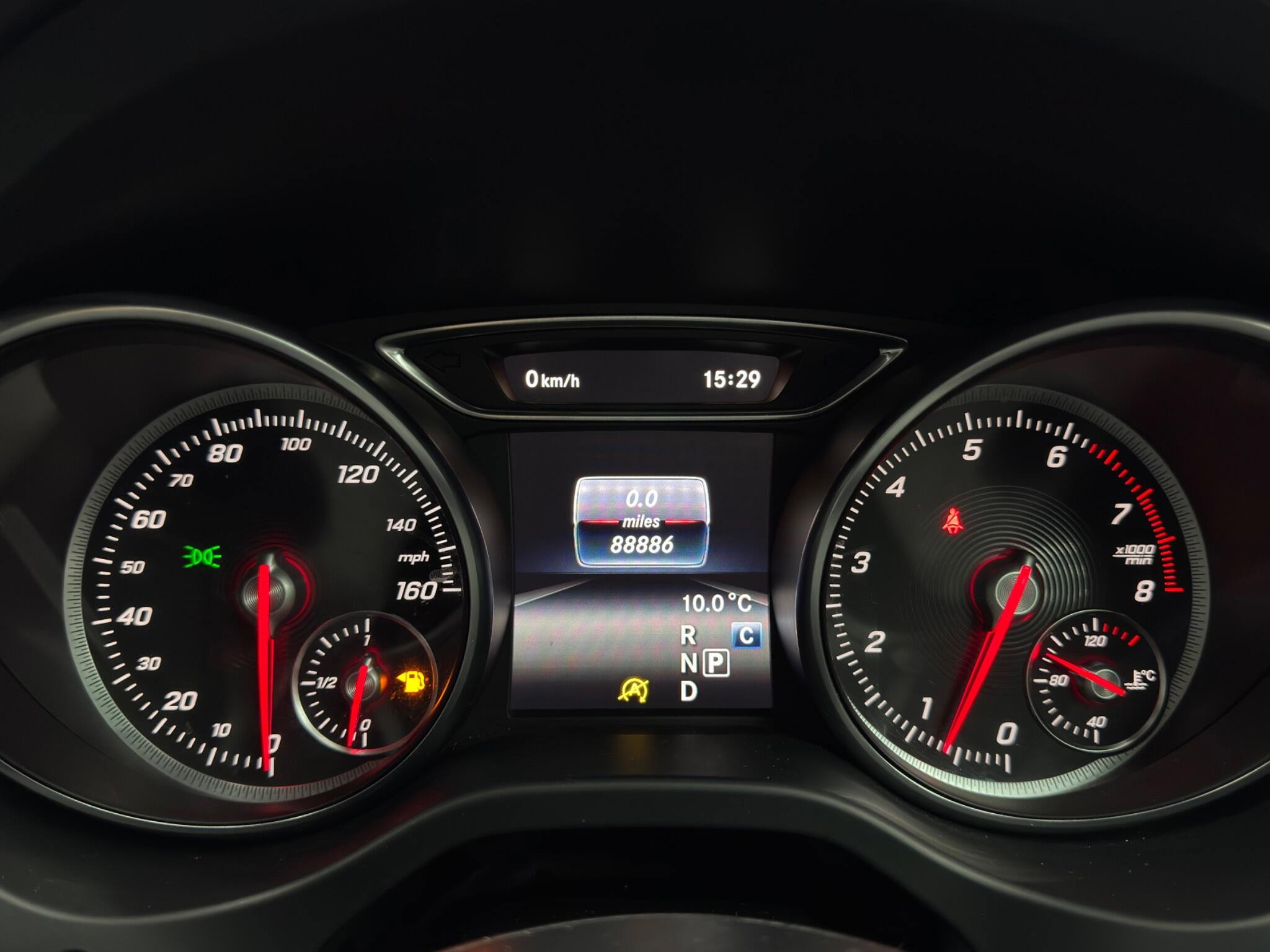 Mercedes-Benz GLA 1.6 GLA180 Urban Edition 7G-DCT Euro 6 (s/s) 5dr 5dr Automatic 2026