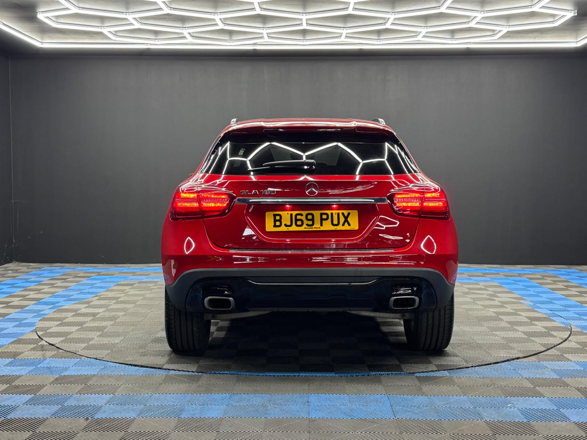Mercedes-Benz GLA 1.6 GLA180 Urban Edition 7G-DCT Euro 6 (s/s) 5dr 5dr Automatic 2026