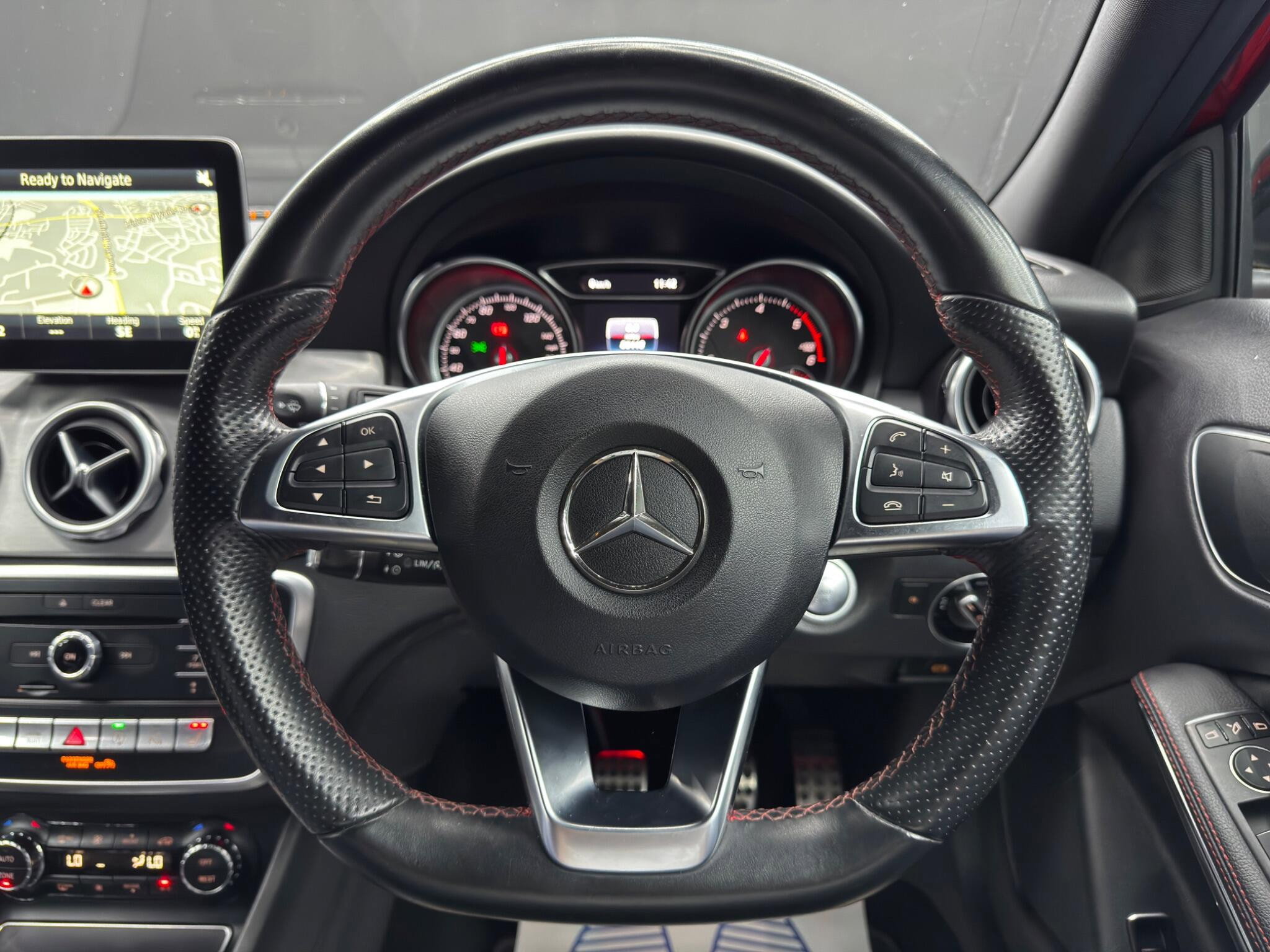 Mercedes-Benz GLA 2.1 GLA200d AMG Line (Premium) Euro 6 (s/s) 5dr 5dr Manual 2026