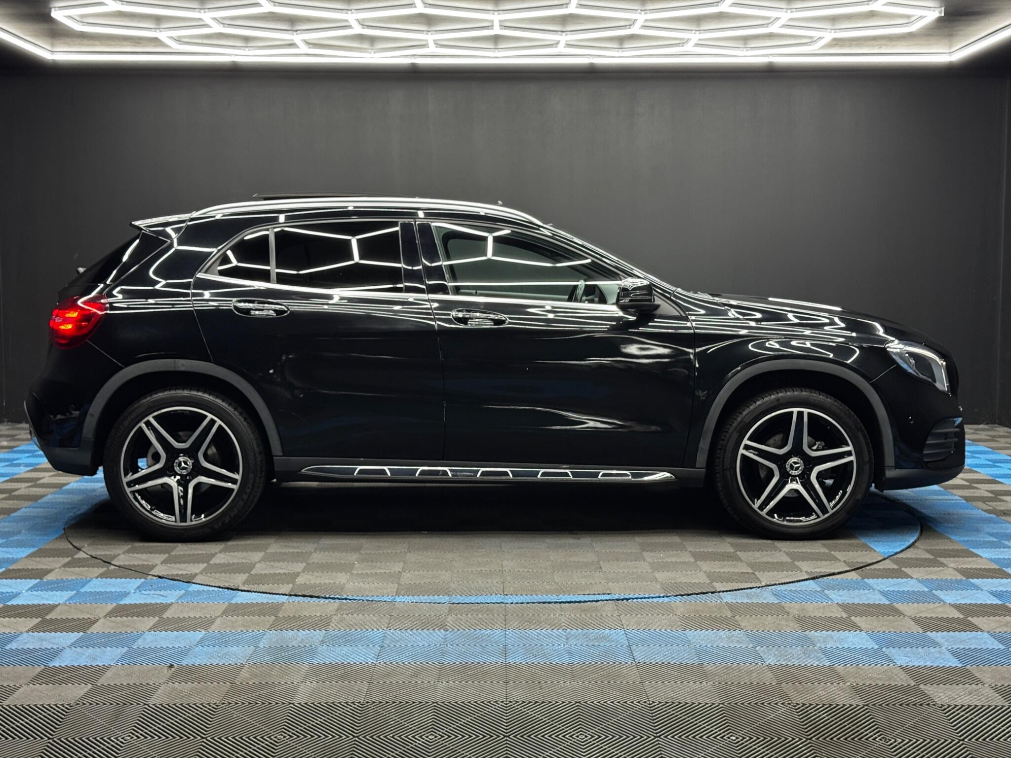 Mercedes-Benz GLA 2.1 GLA200d AMG Line (Premium Plus) 7G-DCT 4MATIC Euro 6 (s/s) 5dr 5dr Automatic 2026