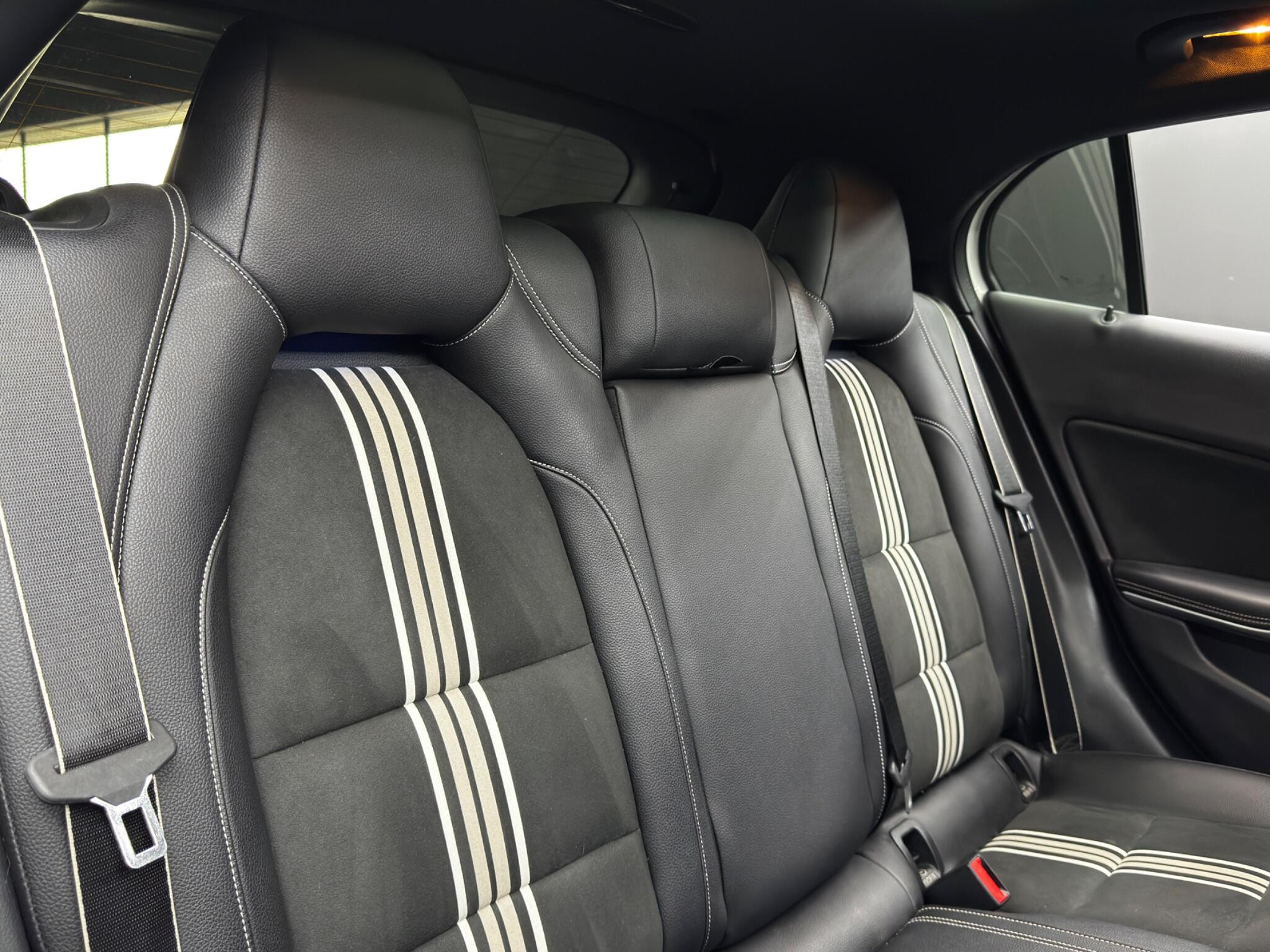 Mercedes-Benz GLA 2.1 GLA220d WhiteArt (Premium Plus) 7G-DCT 4MATIC Euro 6 (s/s) 5dr 5dr Automatic 2026