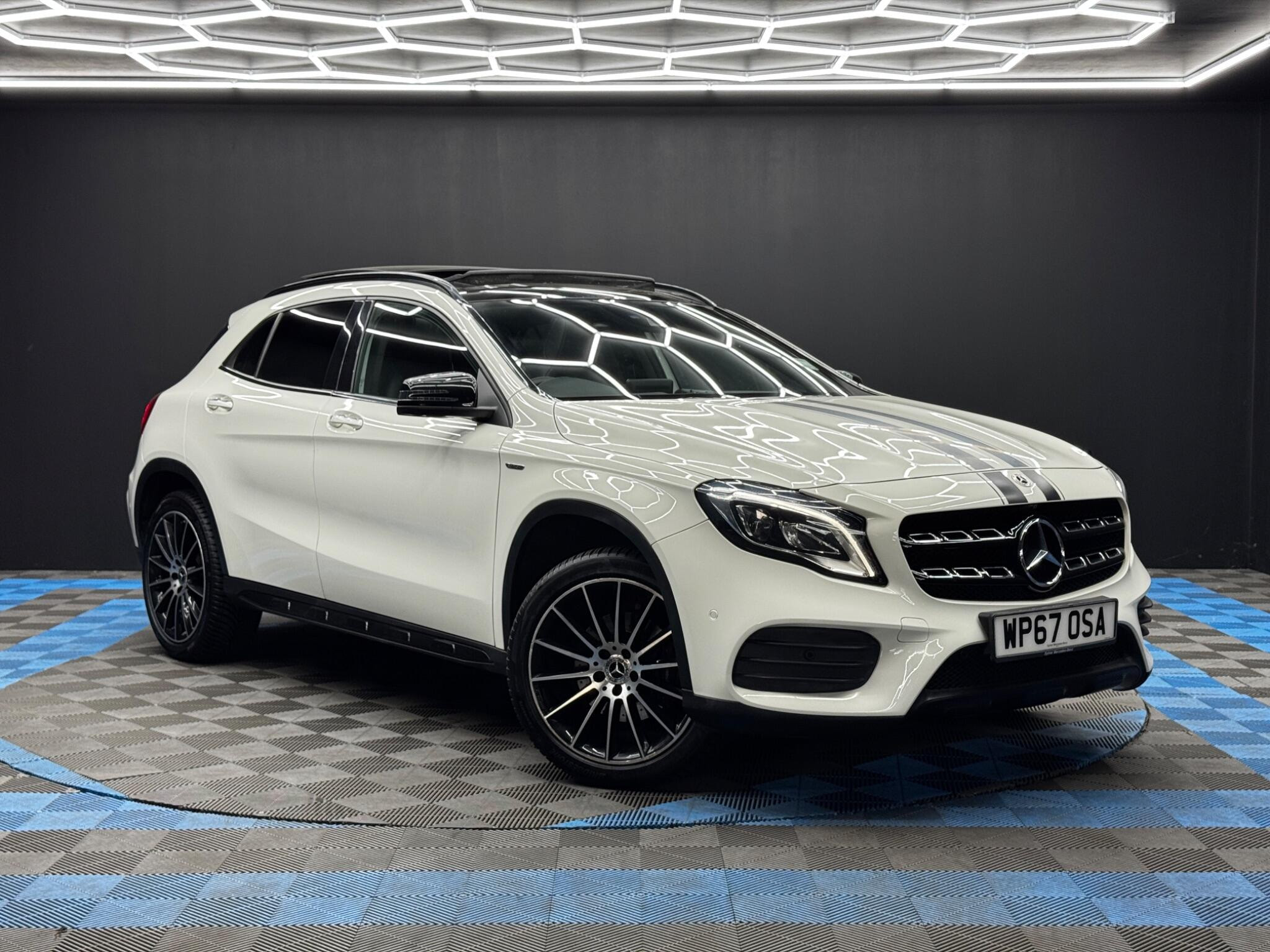 Mercedes-Benz GLA 2.1 GLA220d WhiteArt (Premium Plus) 7G-DCT 4MATIC Euro 6 (s/s) 5dr 5dr Automatic 2026
