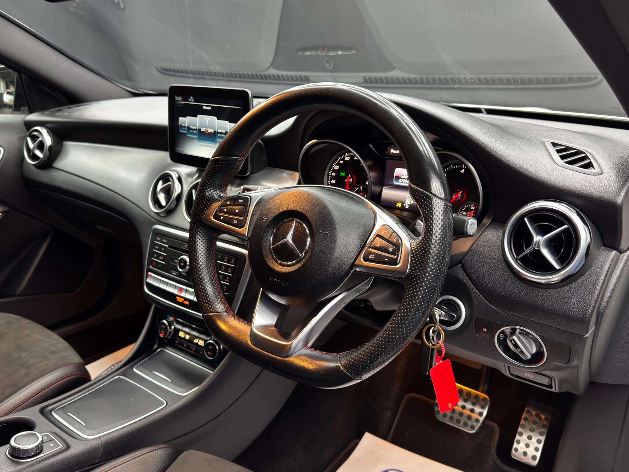 Mercedes-Benz GLA 2.1 GLA220d AMG Line (Premium) 7G-DCT 4MATIC Euro 6 (s/s) 5dr 5dr Automatic 2026
