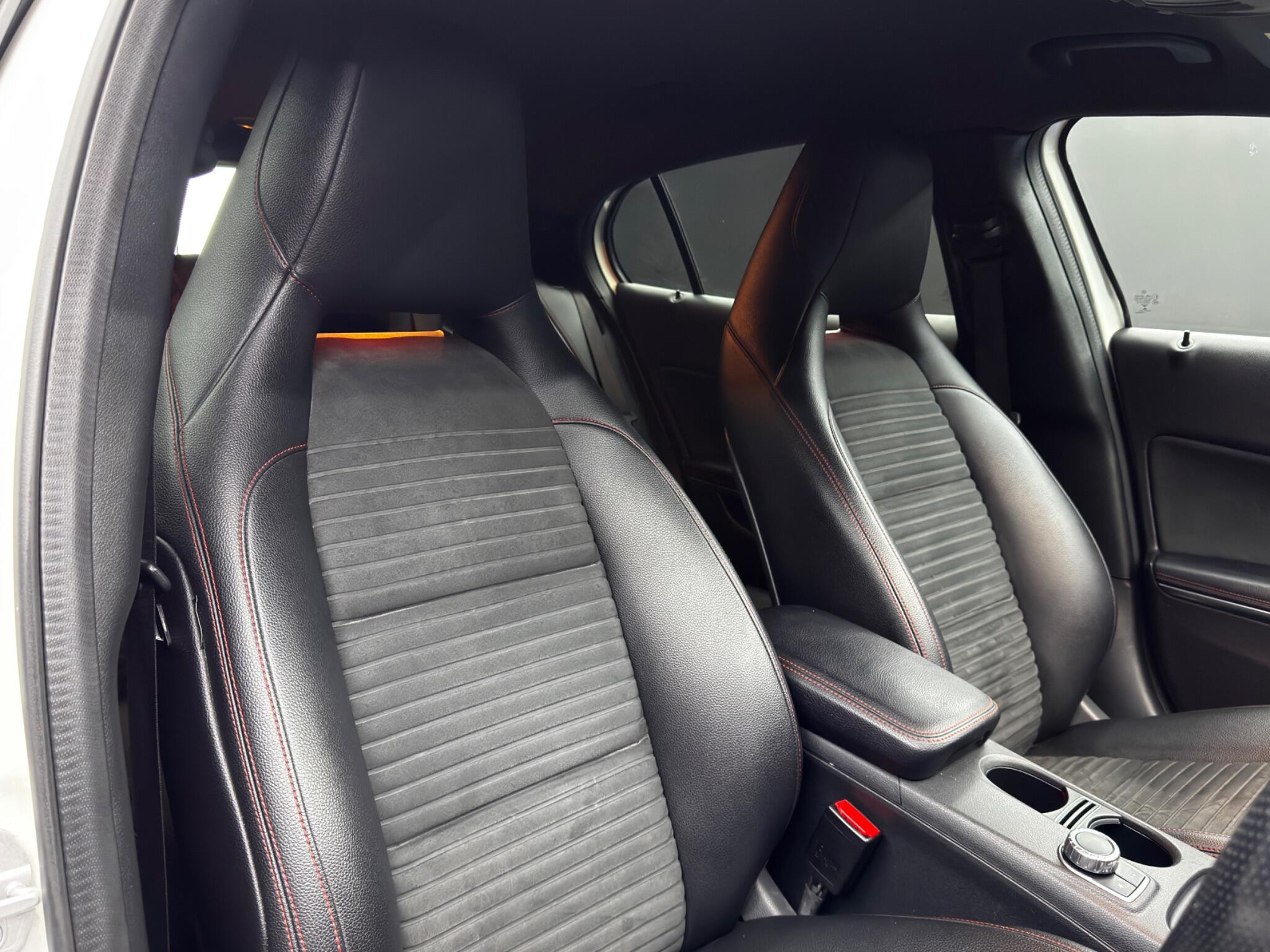 Mercedes-Benz GLA 2.1 GLA220d AMG Line (Premium) 7G-DCT 4MATIC Euro 6 (s/s) 5dr 5dr Automatic 2026